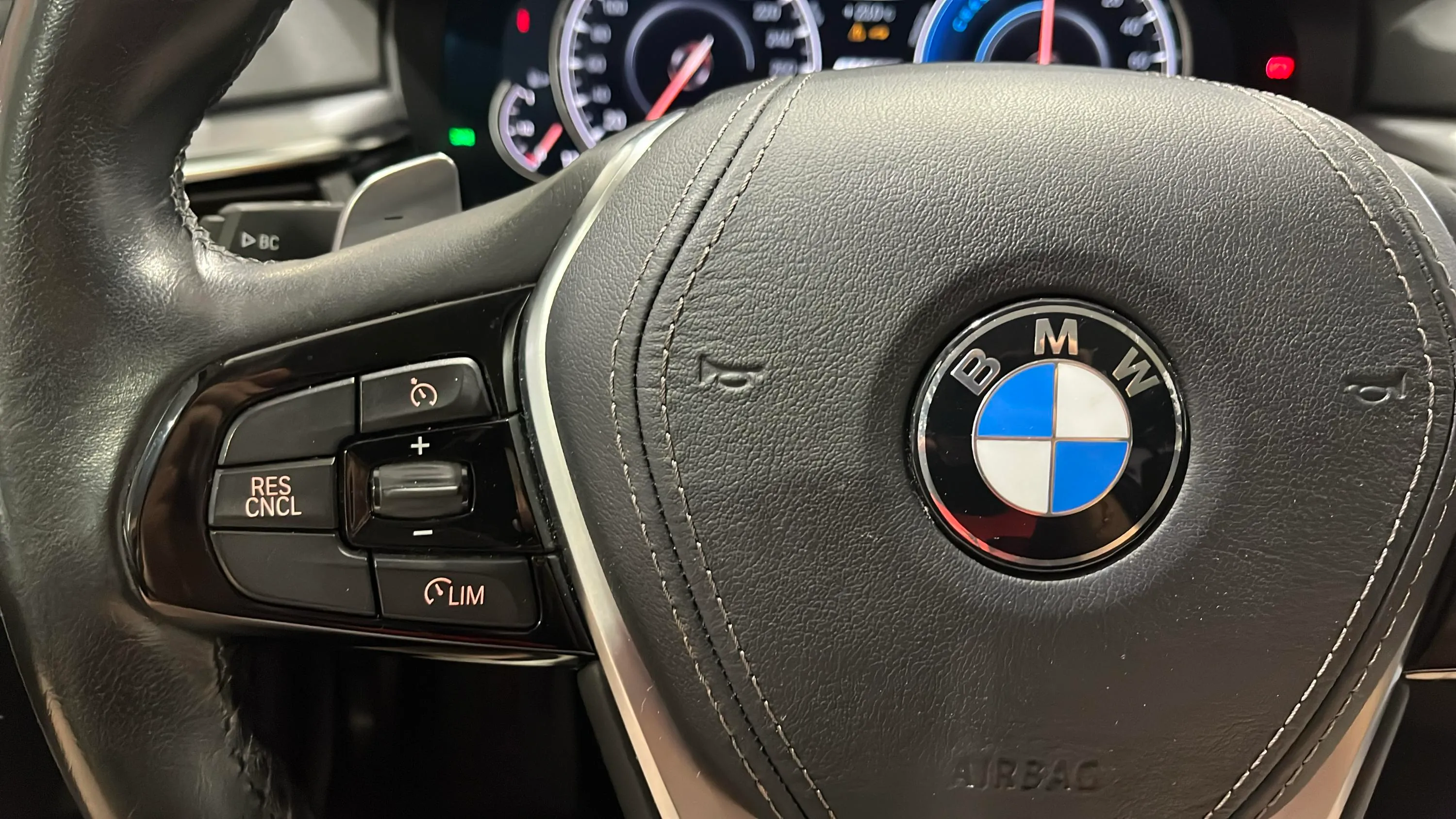 BMW Serie 5 530e iPerformance - foto 16