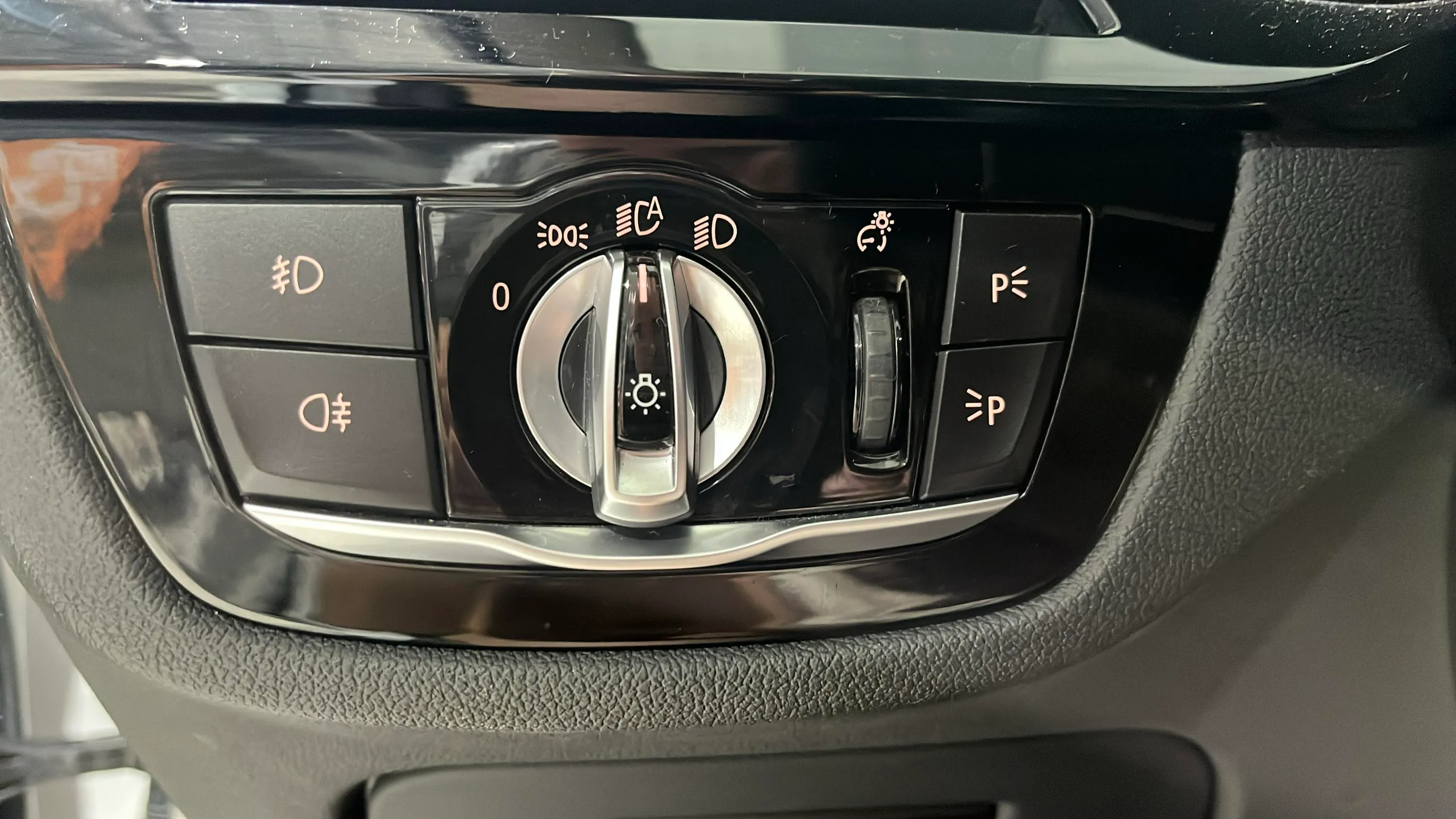 BMW Serie 5 530e iPerformance - foto 15