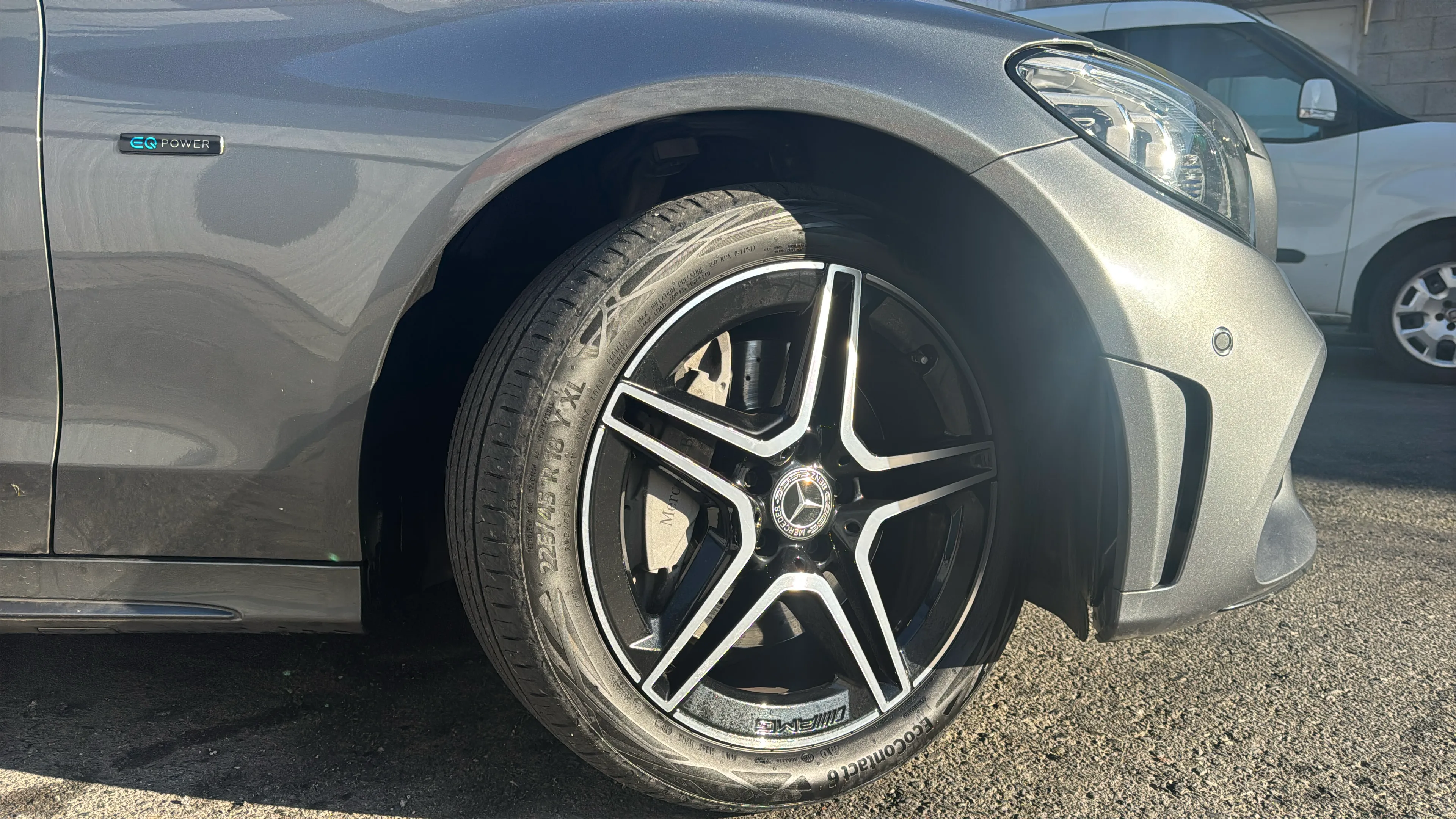 Mercedes-Benz Clase C C 300 e - foto 23
