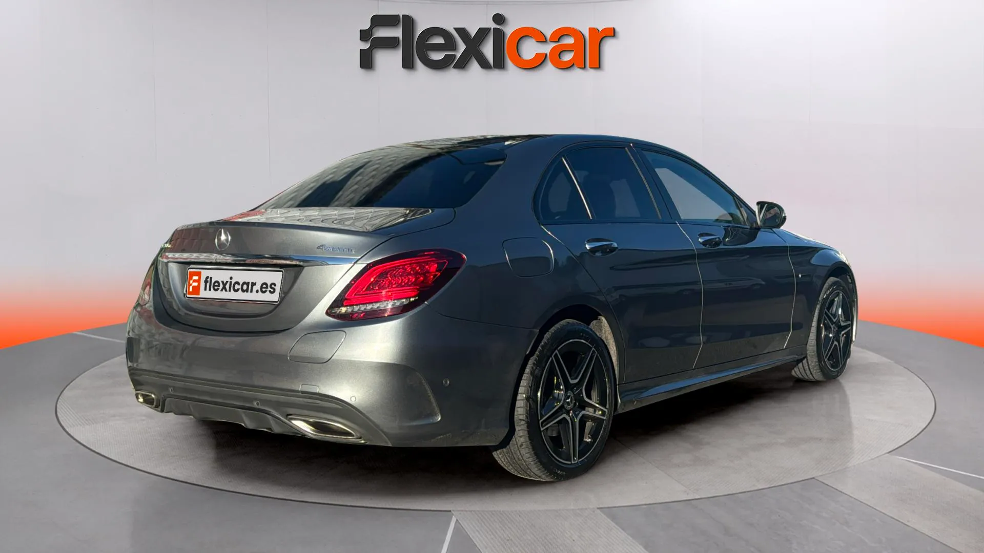 Mercedes-Benz Clase C C 300 e - foto 6