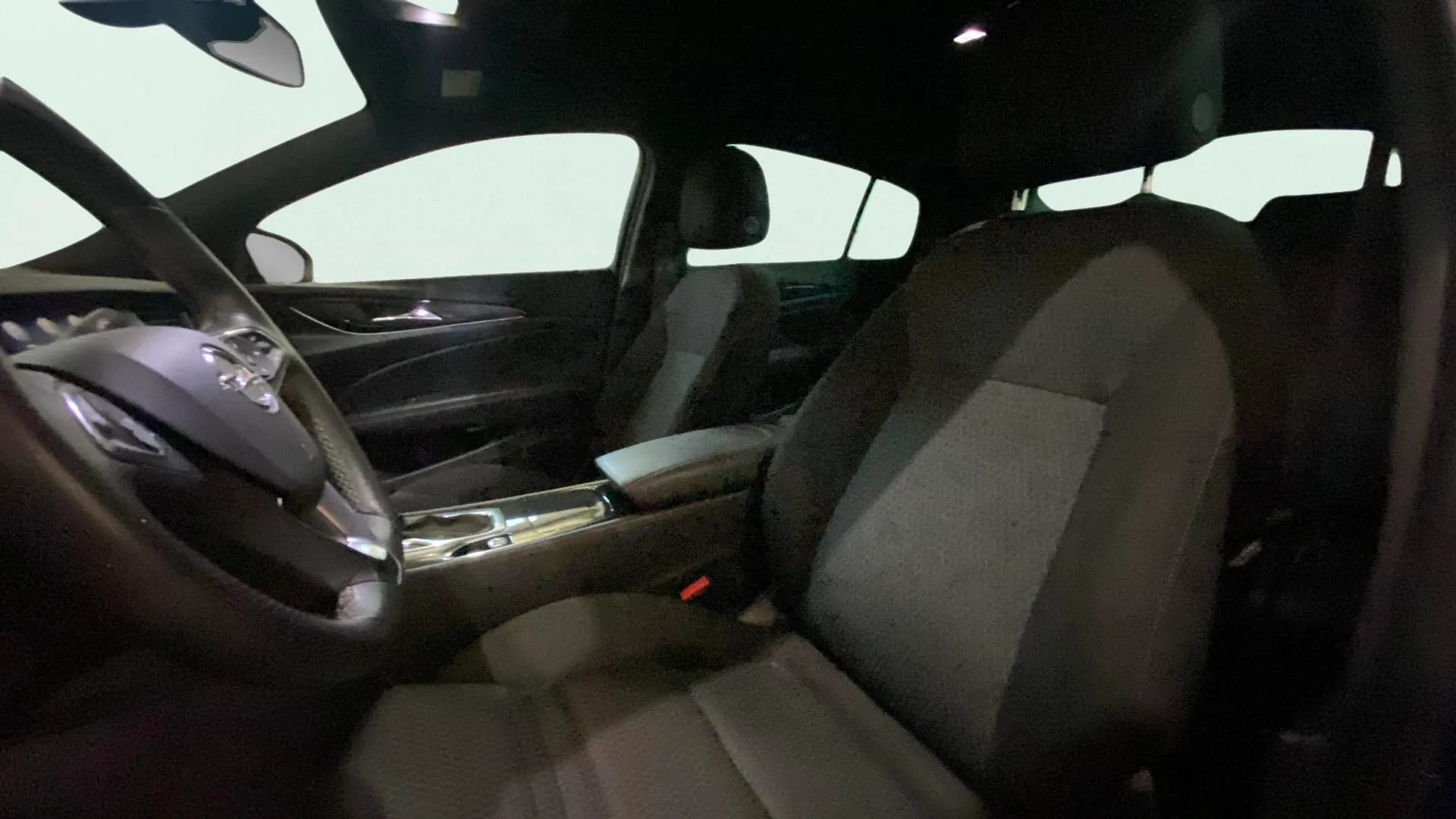 Opel Insignia GS GS Line Plus 2.0T SHT AT9 - foto 17