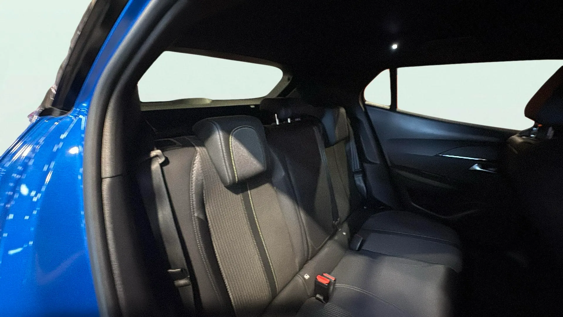 Peugeot 2008 GT PureTech 130 BVM6 - foto 20