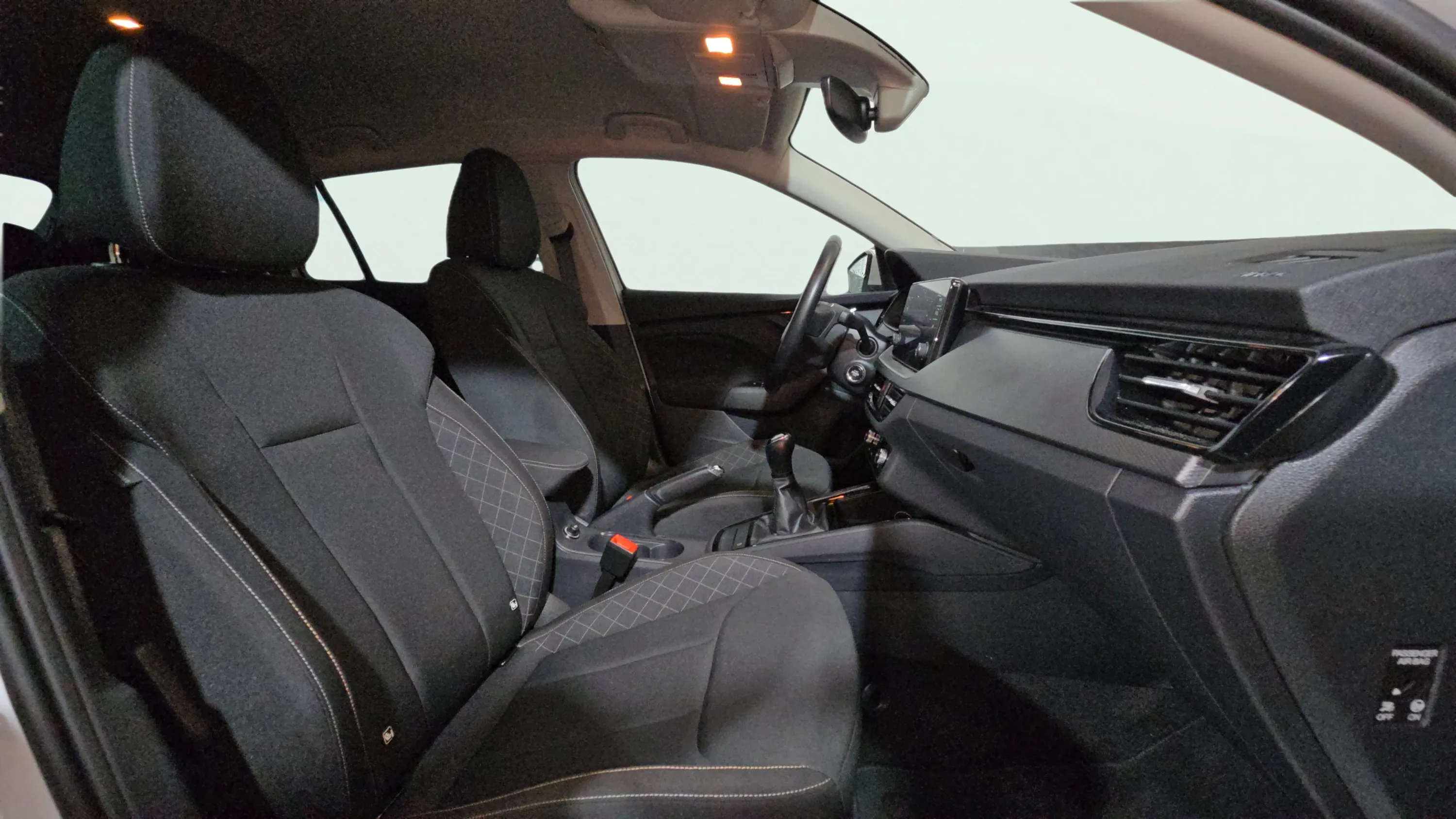 Škoda Scala 1.0 TSI Ambition - foto 18