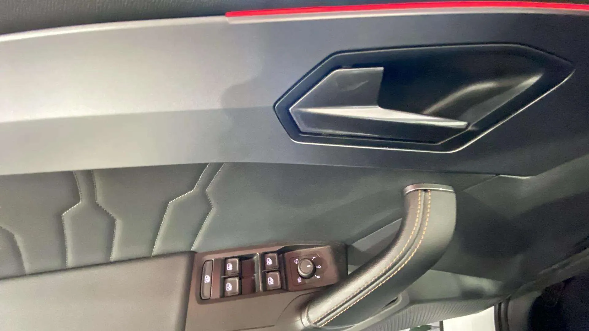 Cupra Formentor 1.5 TSI Tech Edition - foto 19