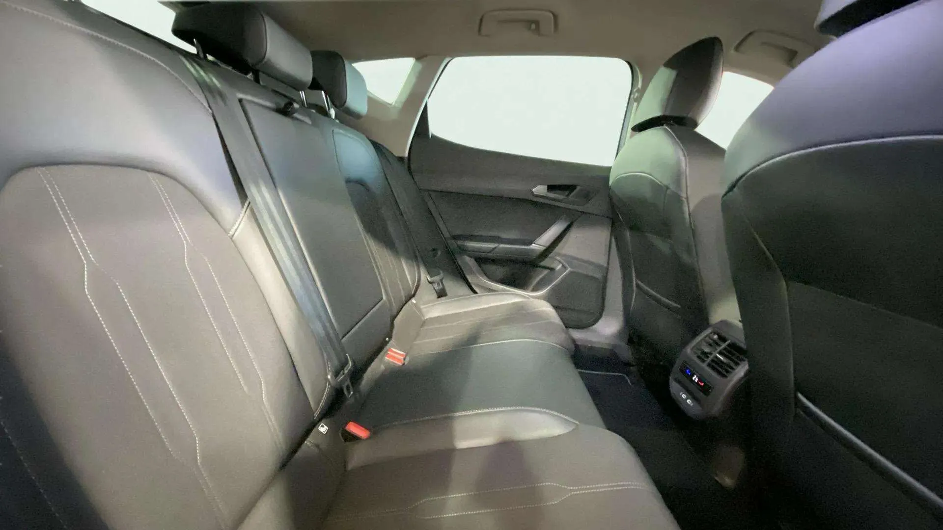 Cupra Formentor 1.5 TSI Tech Edition - foto 16