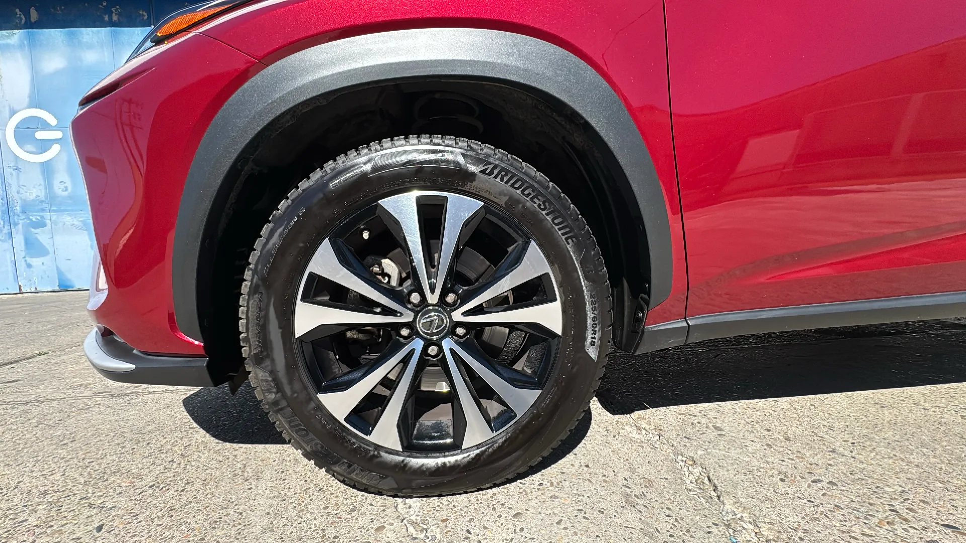 Lexus NX 2.5 300h Premium 2WD - foto 29