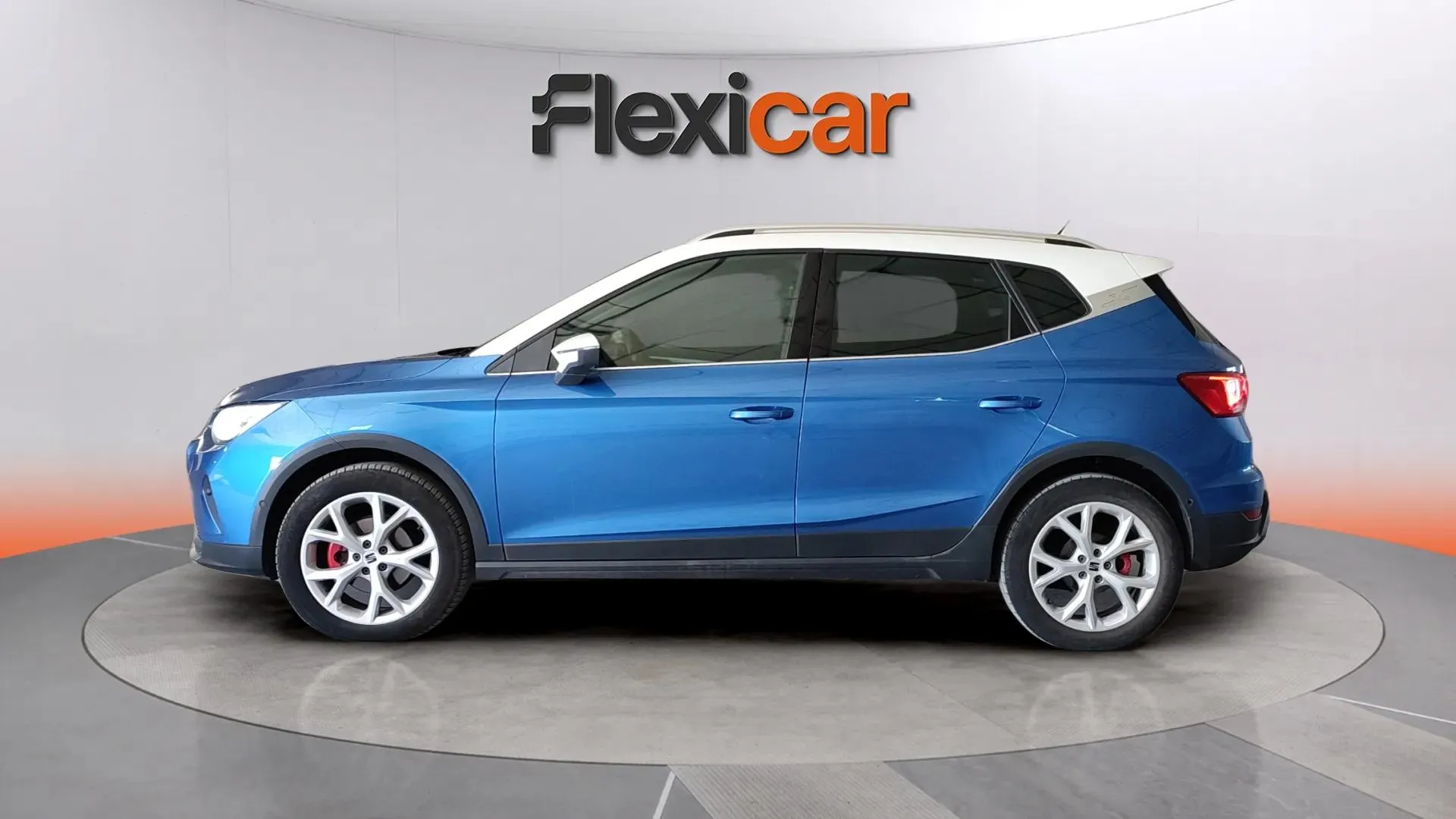 SEAT Arona 1.5 TSI DSG FR Go2 - foto 3