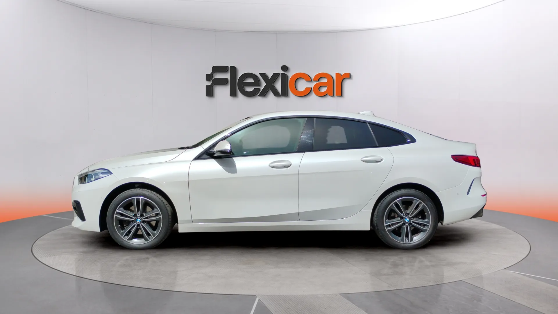 BMW Serie 2 218d Gran Coupe - foto 6