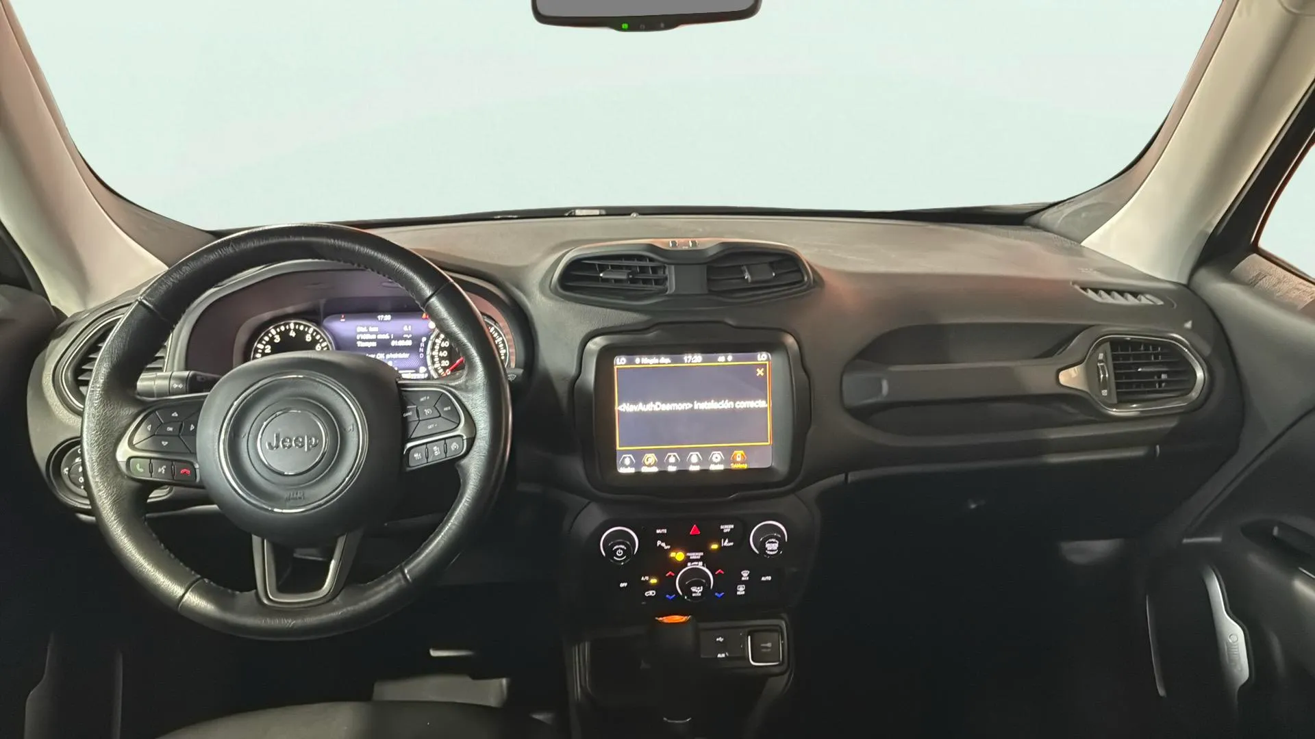 Jeep Renegade Limited 1.3G DDCT6 4x2 DCT - foto 9