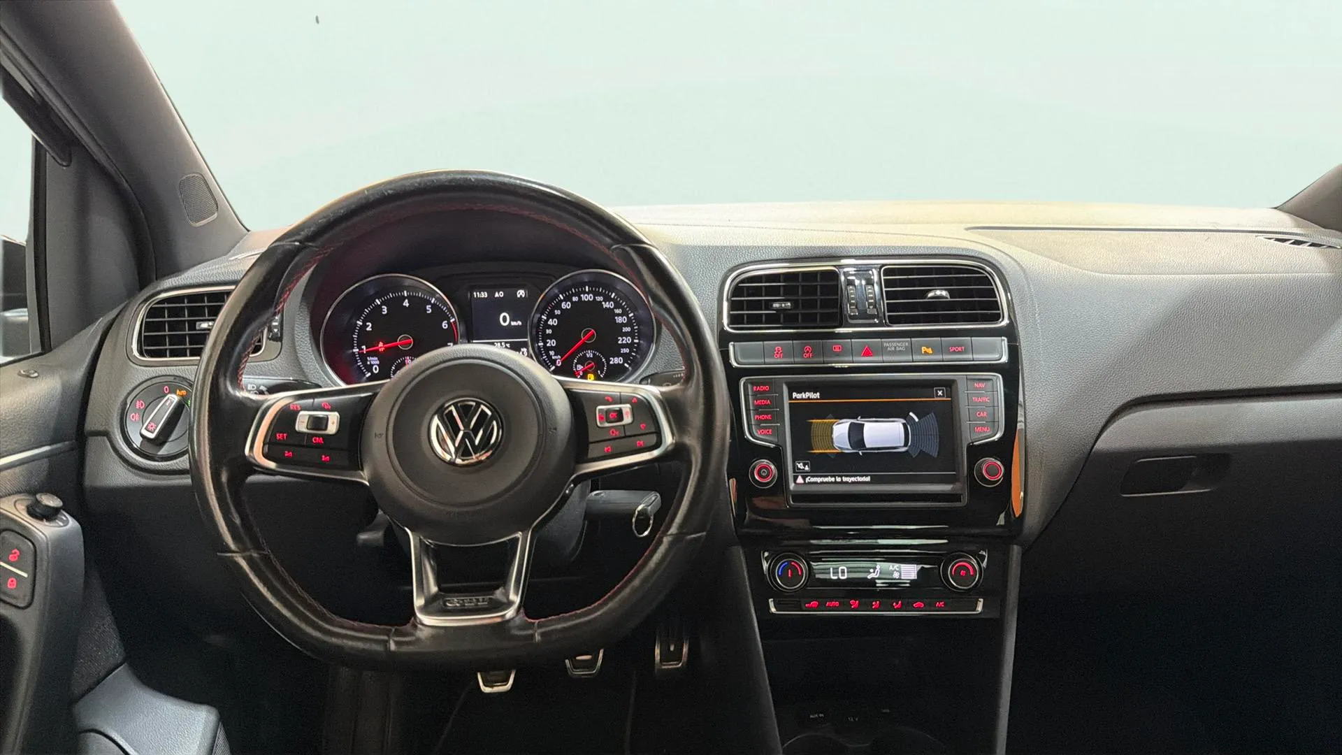 Volkswagen Polo GTI 1.8 TSI - foto 12