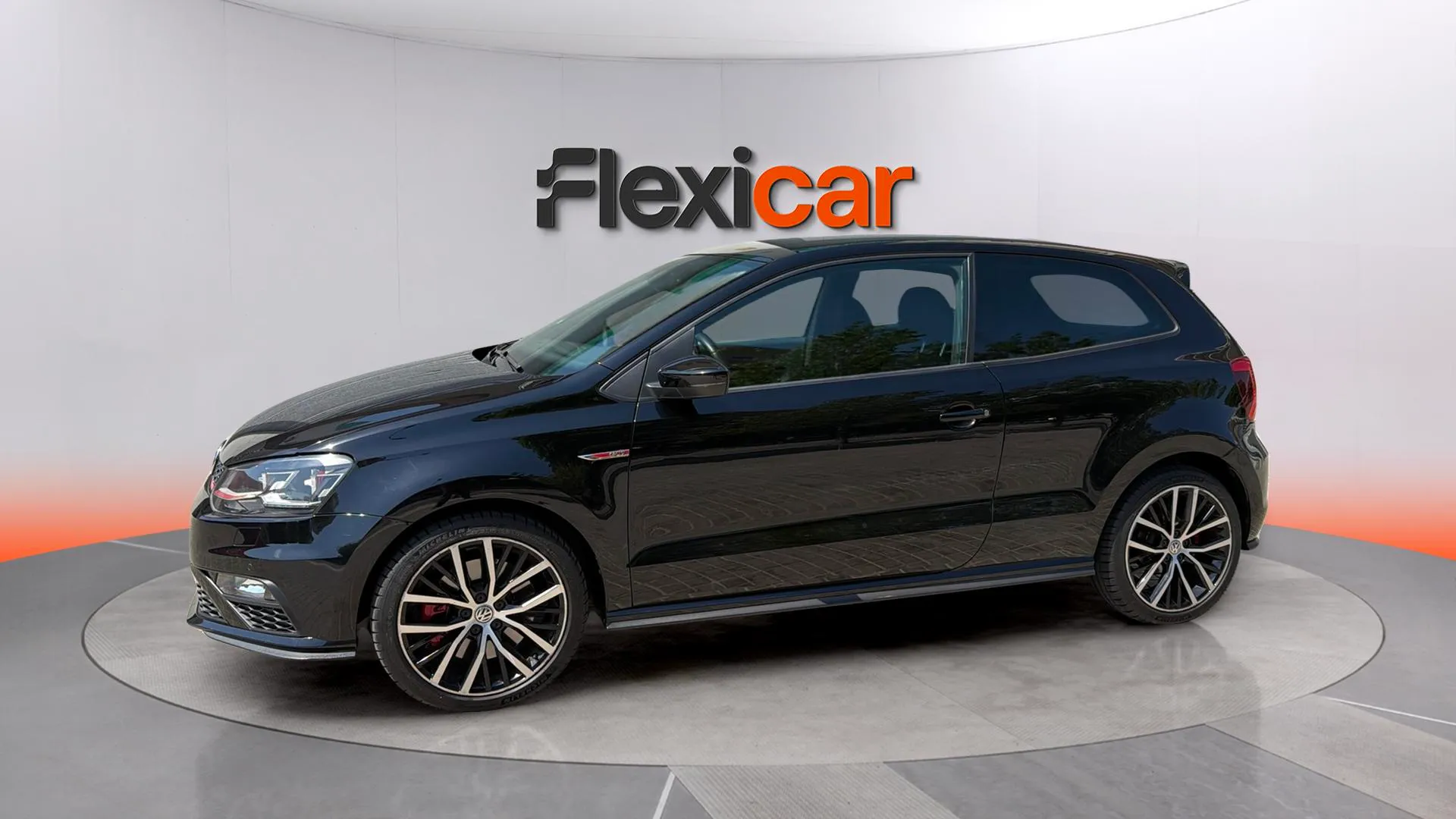 Volkswagen Polo GTI 1.8 TSI - foto 2