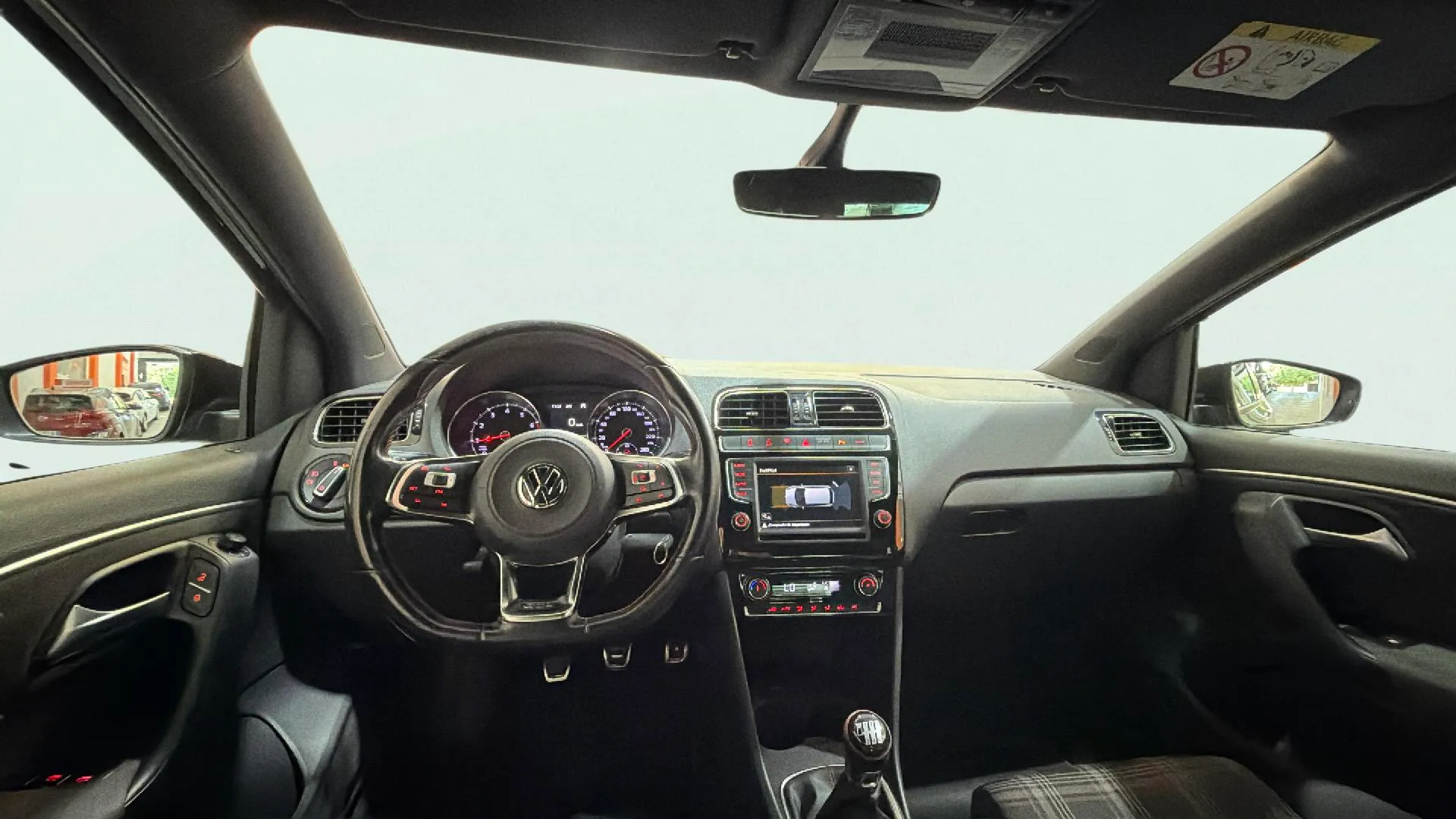 Volkswagen Polo GTI 1.8 TSI - foto 13