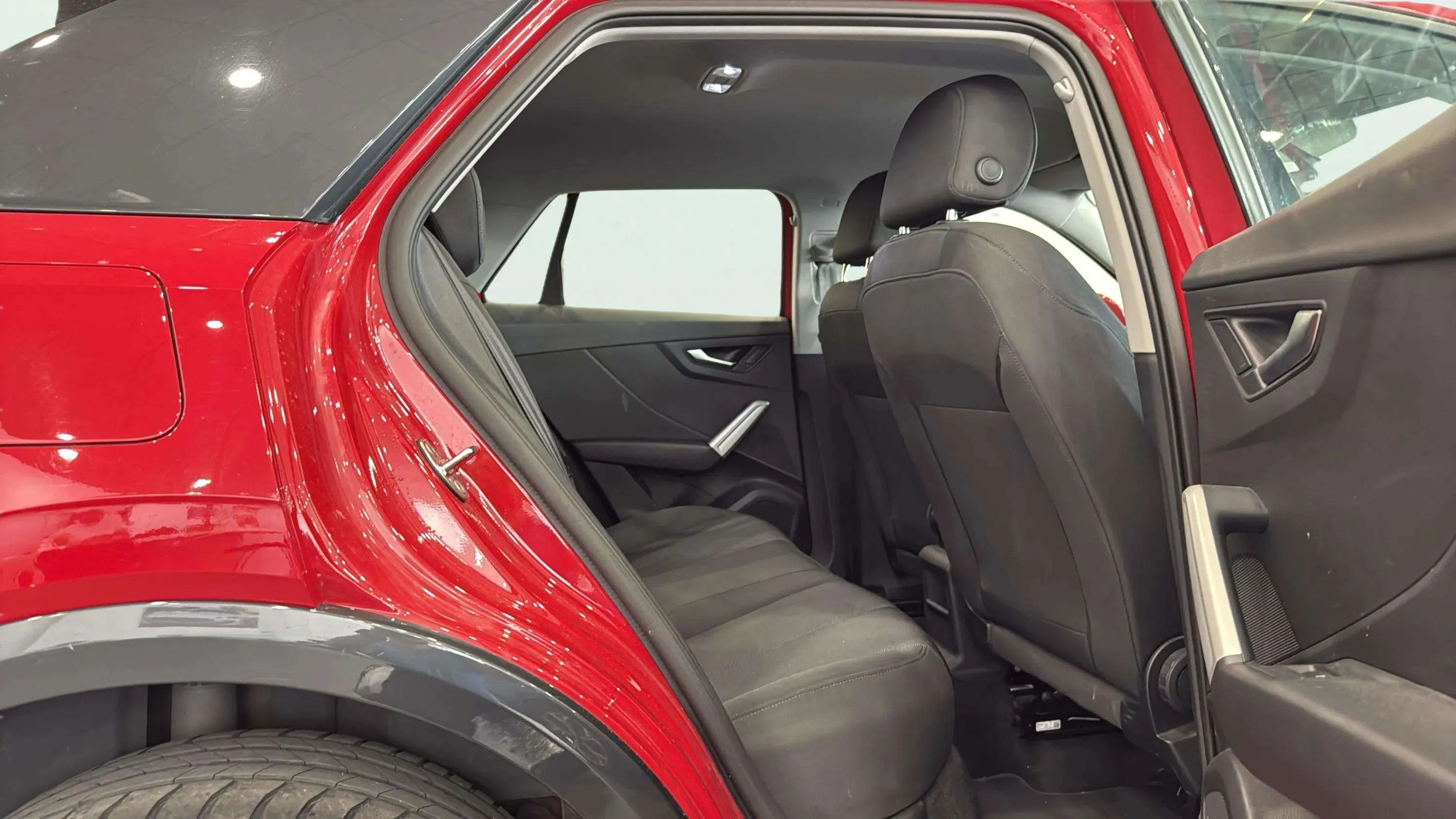 Audi Q2 Advanced 30 TDI S tronic - foto 14