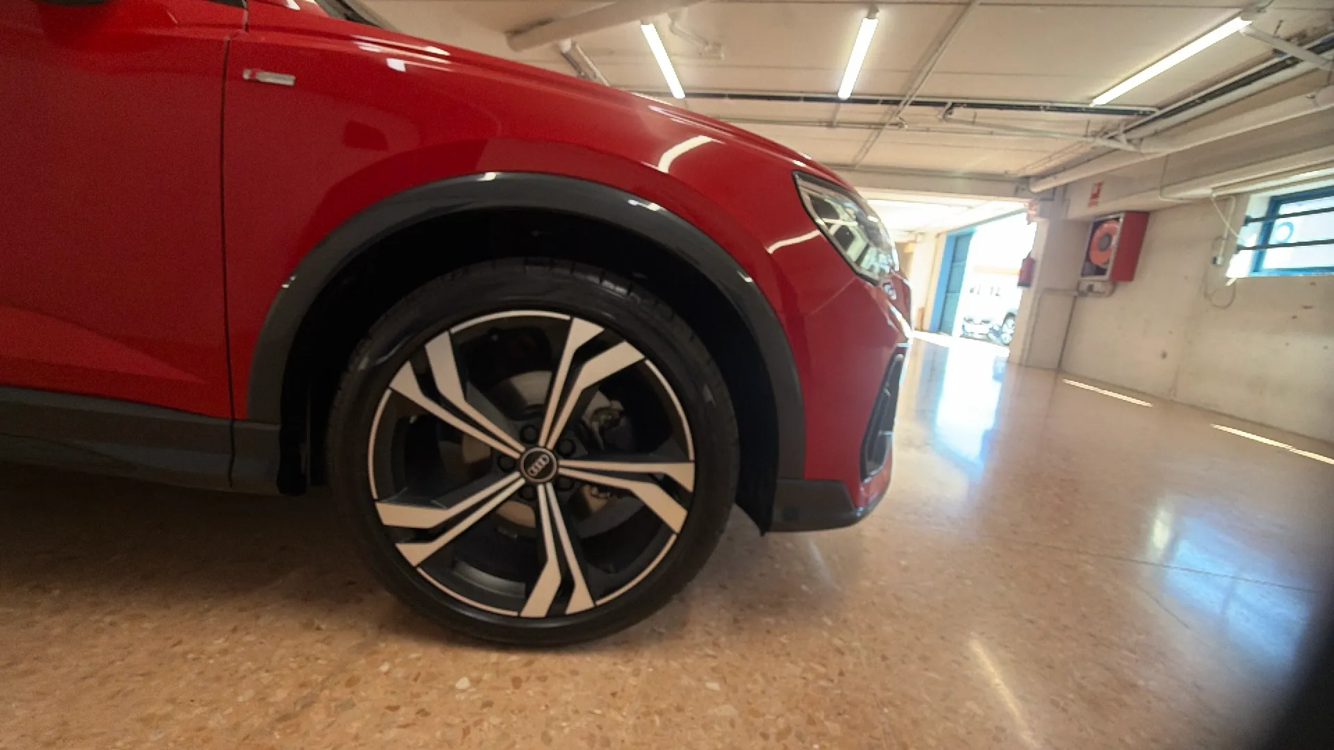 Audi Q3 Black line 35 TDI S tronic - foto 9