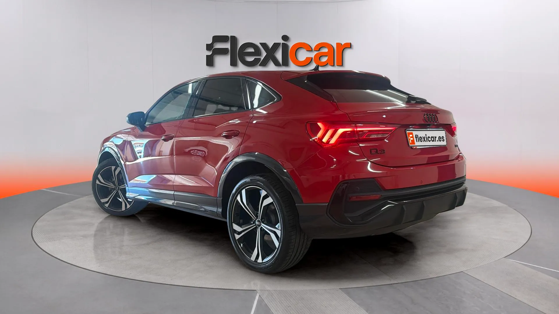 Audi Q3 Black line 35 TDI S tronic - foto 6