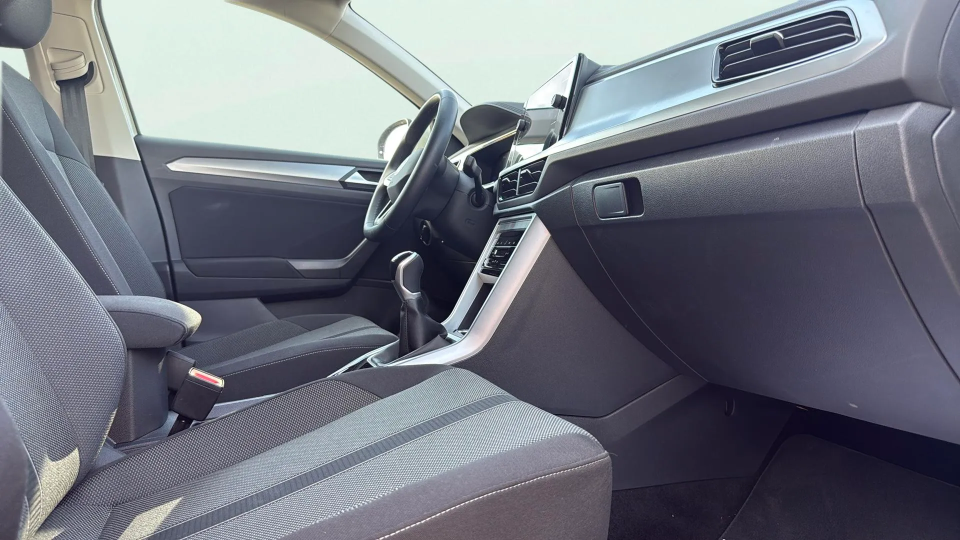 Volkswagen T-Roc "Más" 1.5 TSI - foto 16