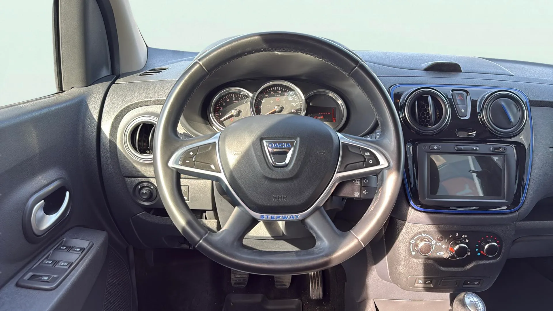 Dacia Lodgy Comfort Blue dCi 7 plazas 18 - foto 12