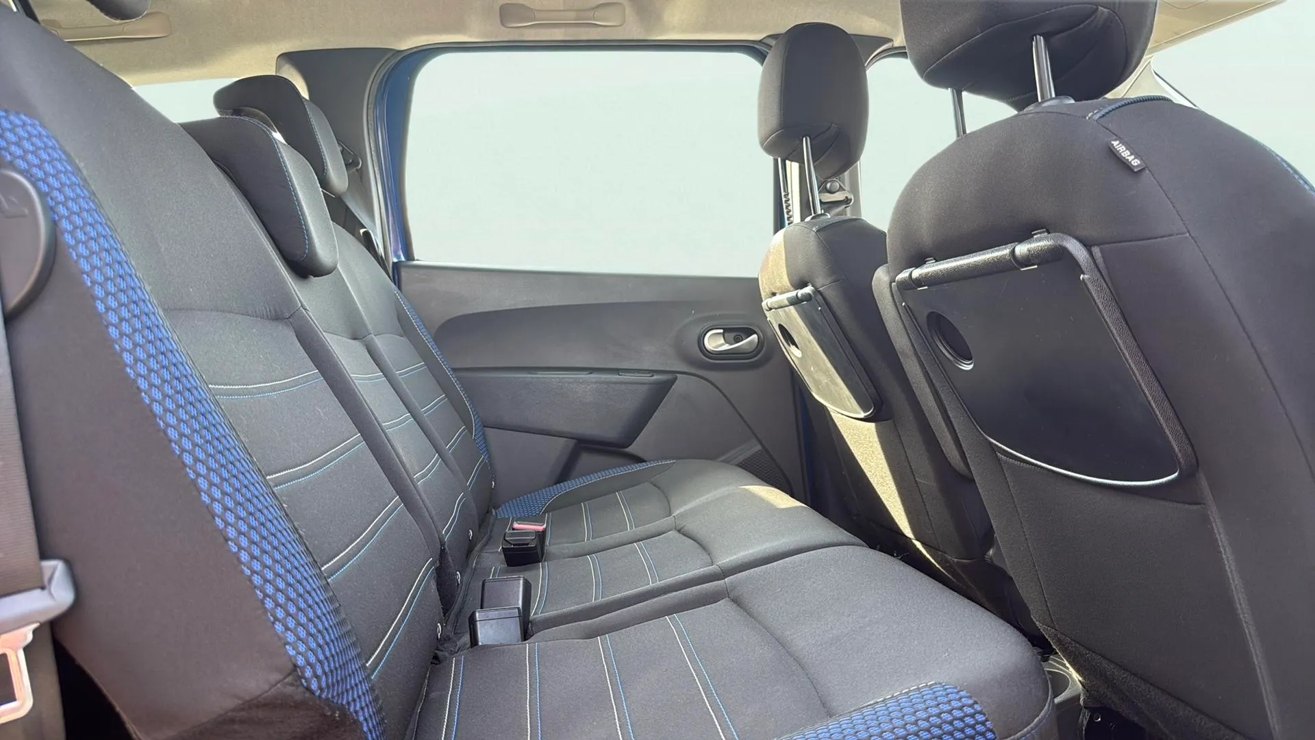 Dacia Lodgy Comfort Blue dCi 7 plazas 18 - foto 17