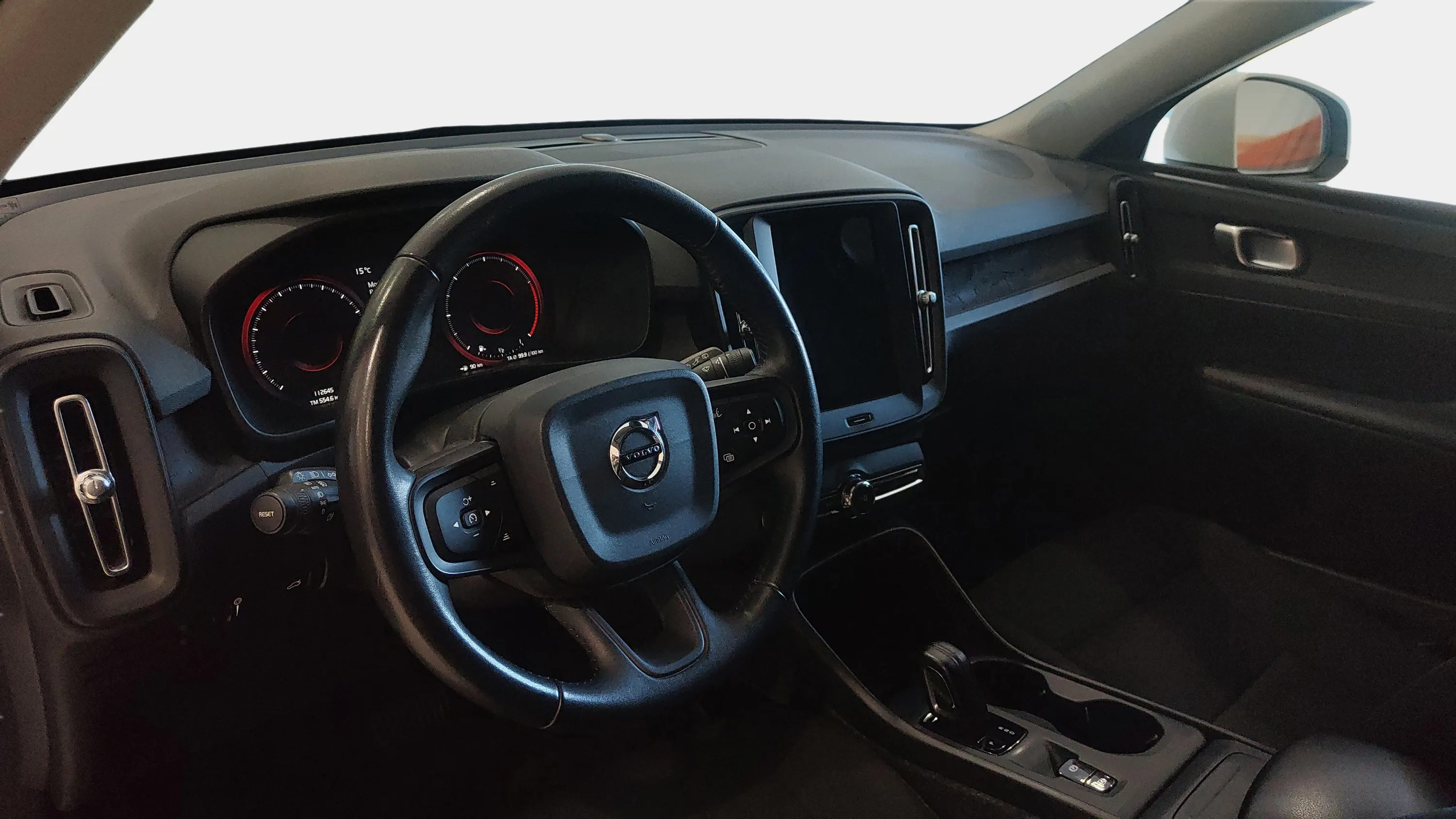 Volvo XC40 2.0 D3 - foto 9