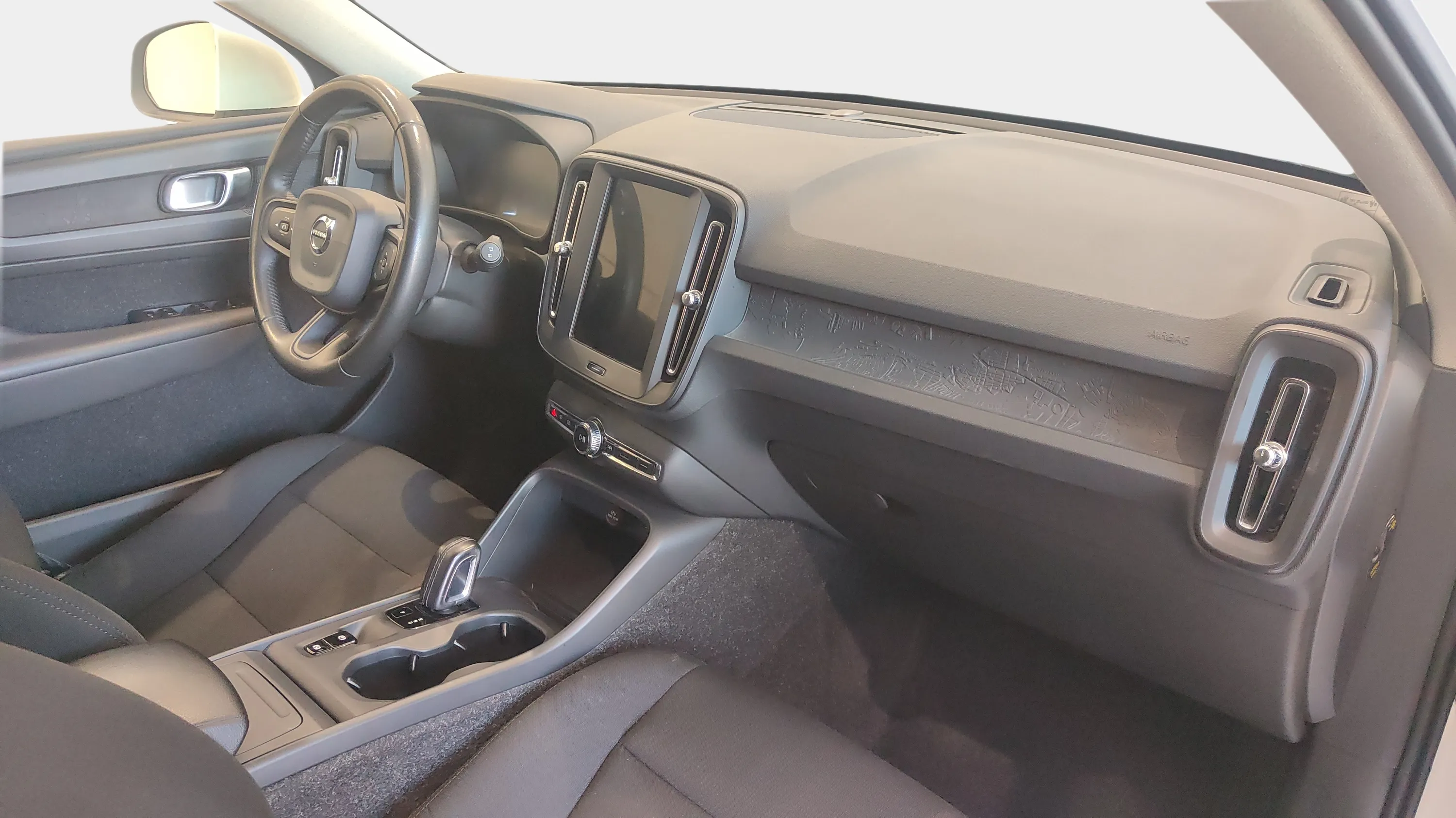 Volvo XC40 2.0 D3 - foto 6