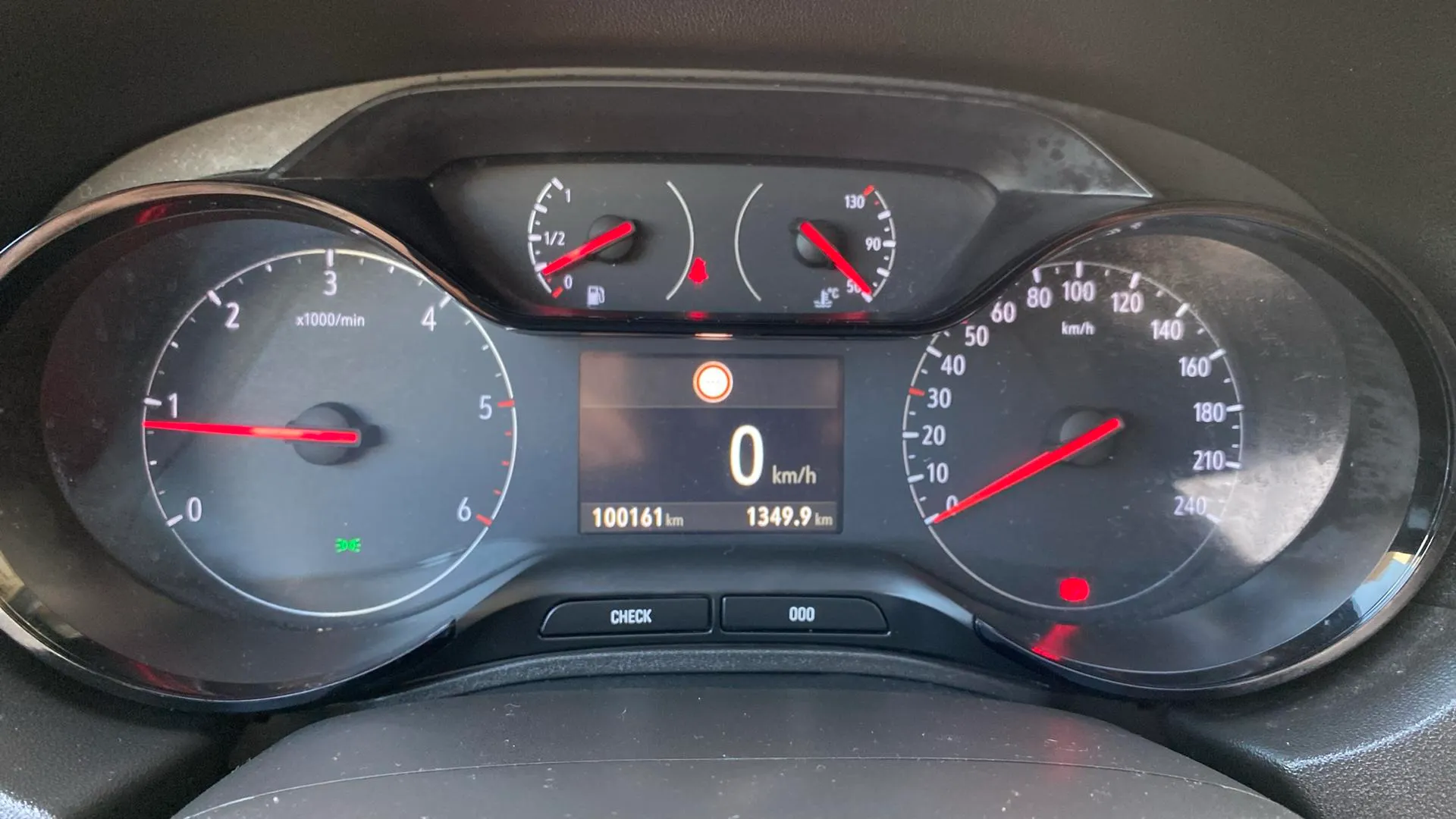 Opel Grandland 1.5 CDTi Business - foto 17