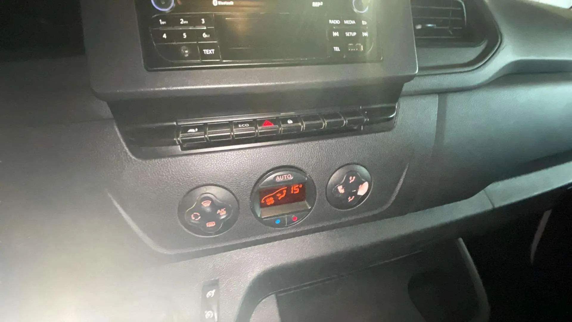 Renault Master Furgón T L1H1 3300 Bl dCi - foto 17