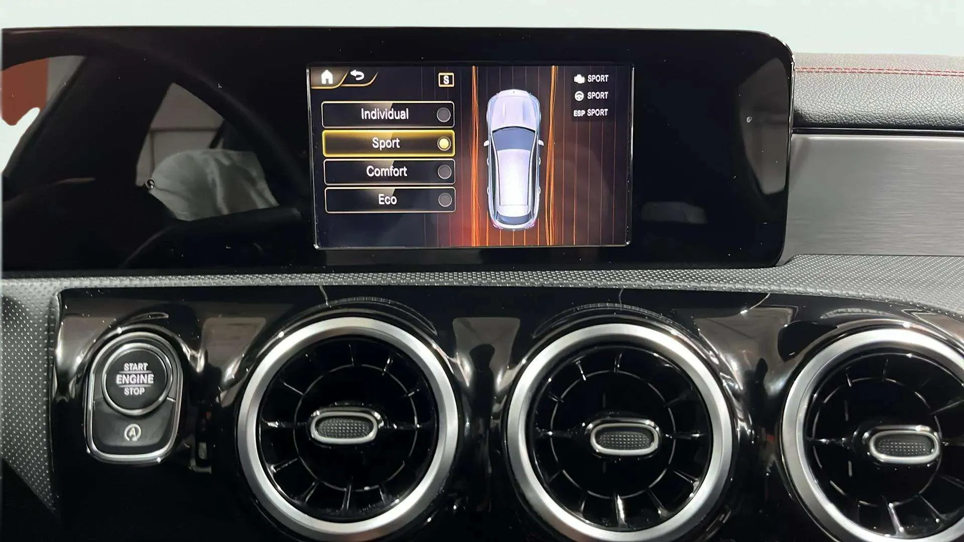 Mercedes-Benz CLA 220d - foto 20