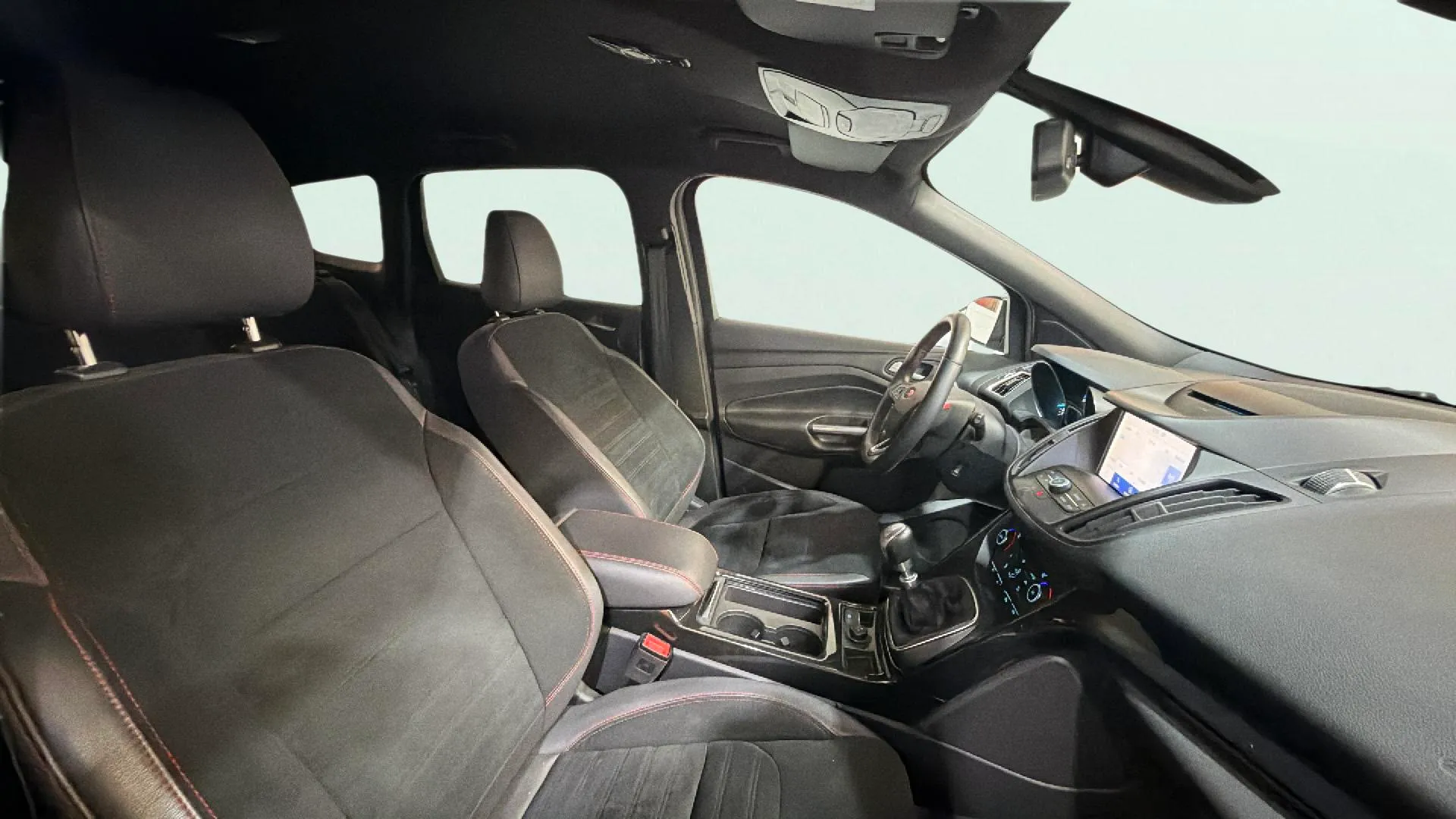 Ford Kuga 1.5 EcoBoost 4x2 ST-Line - foto 15