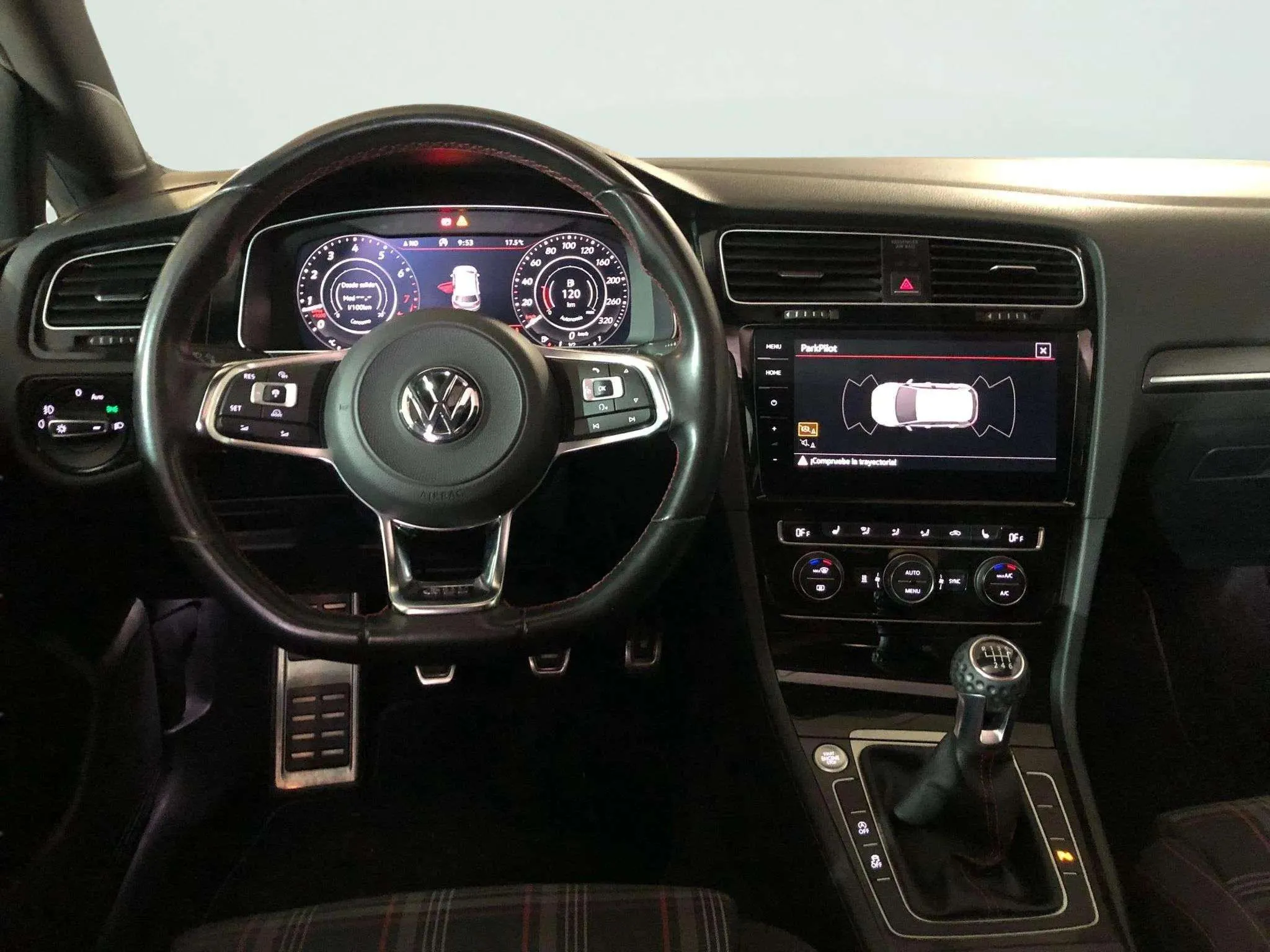 Volkswagen Golf GTI Performance 2.0 TSI - foto 6