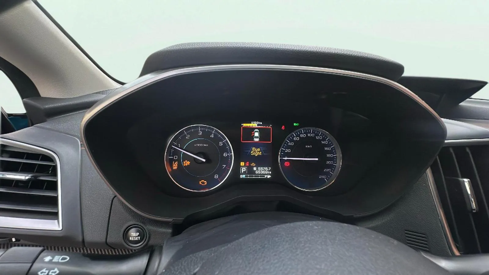 Subaru XV 2.0i Hybrid CVT Executive Plus - foto 8