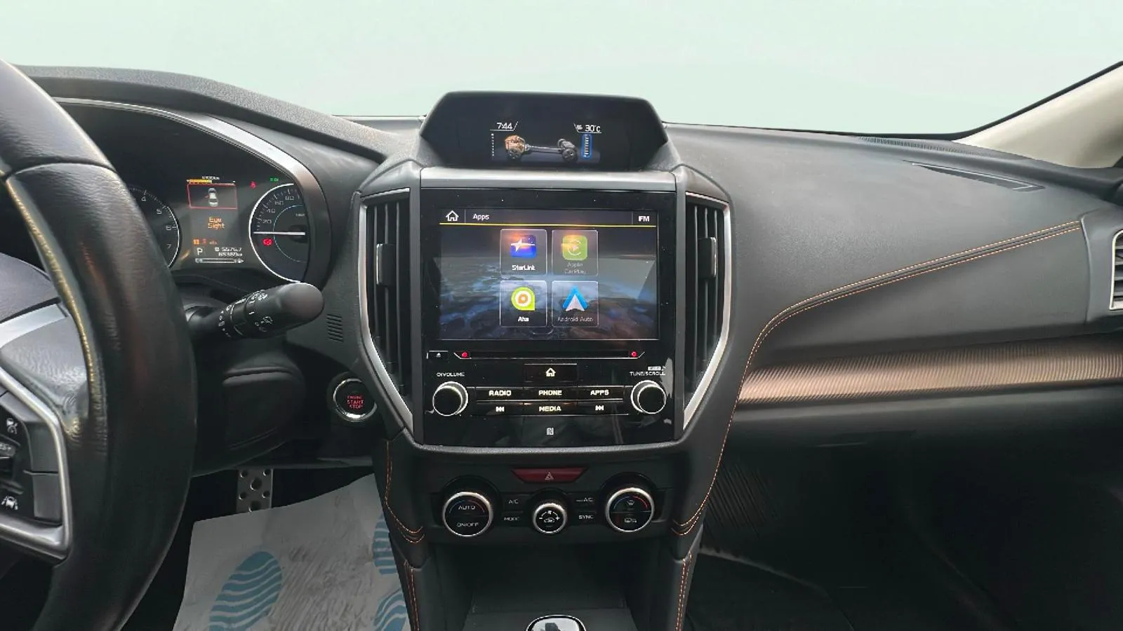 Subaru XV 2.0i Hybrid CVT Executive Plus - foto 9
