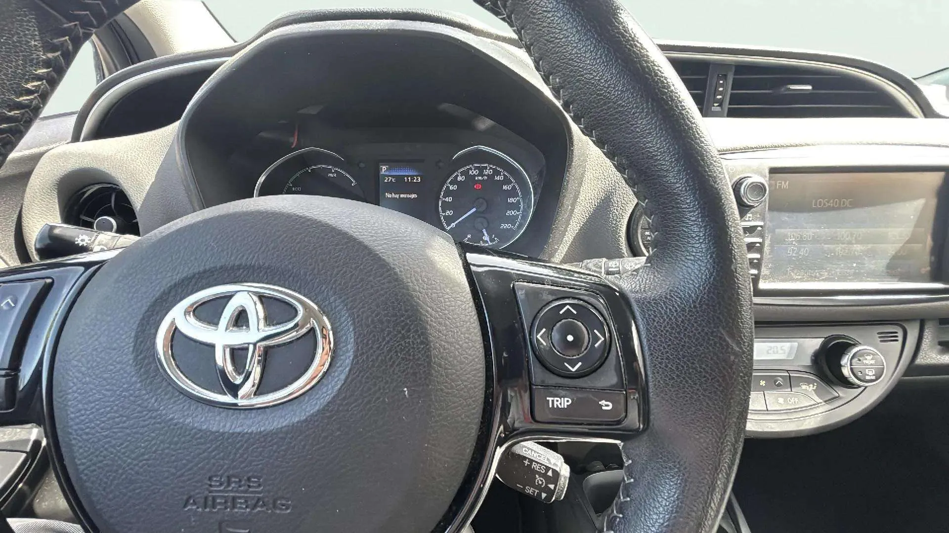 Toyota Yaris 1.5 100H Active Tech - foto 14
