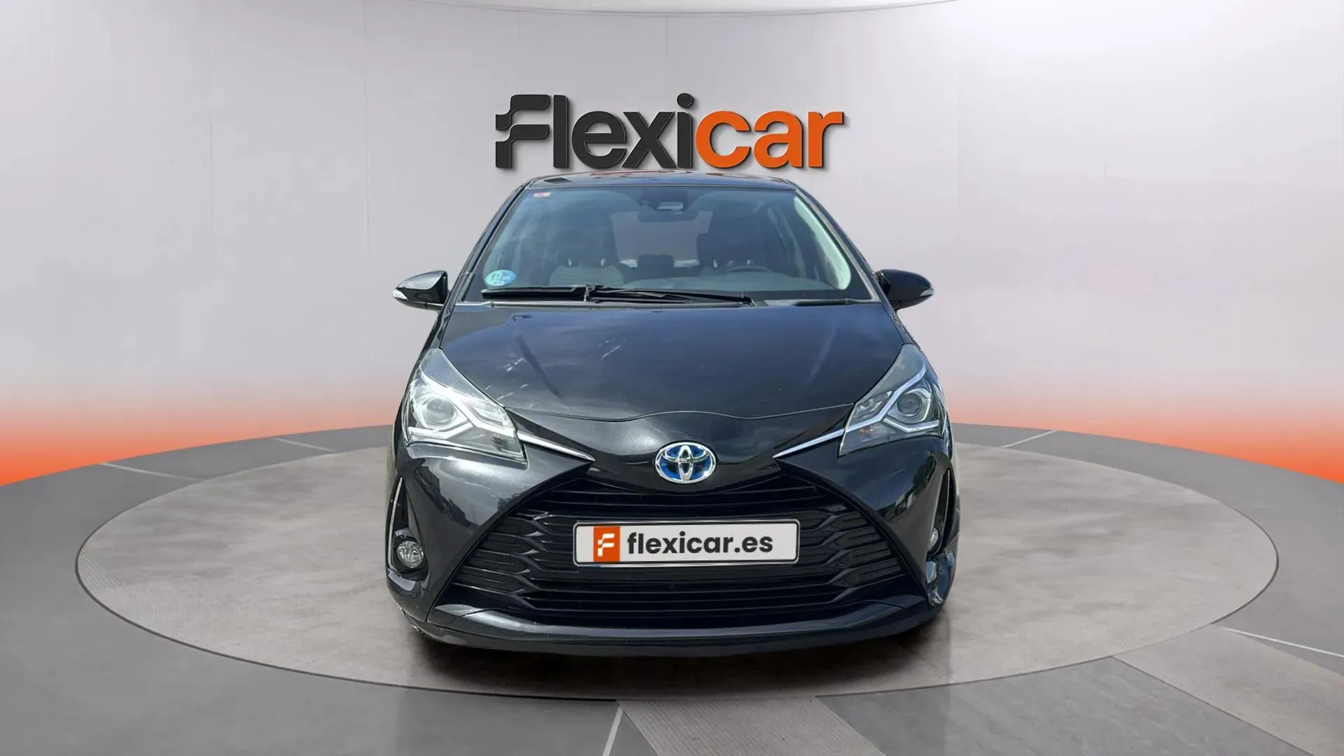 Toyota Yaris 1.5 100H Active Tech - foto 2