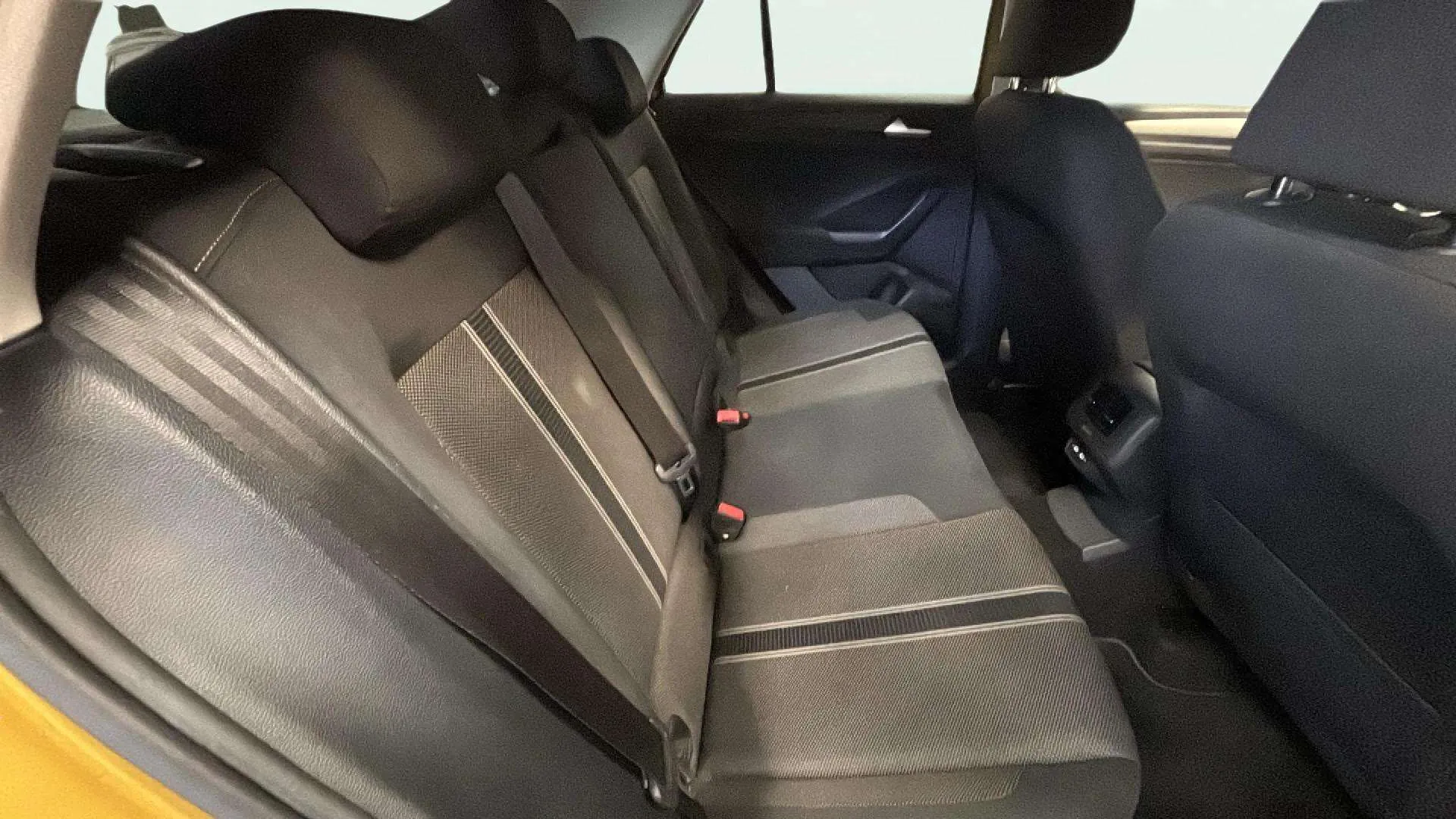 Volkswagen T-Roc Advance Style 1.5 TSI DSG - foto 25