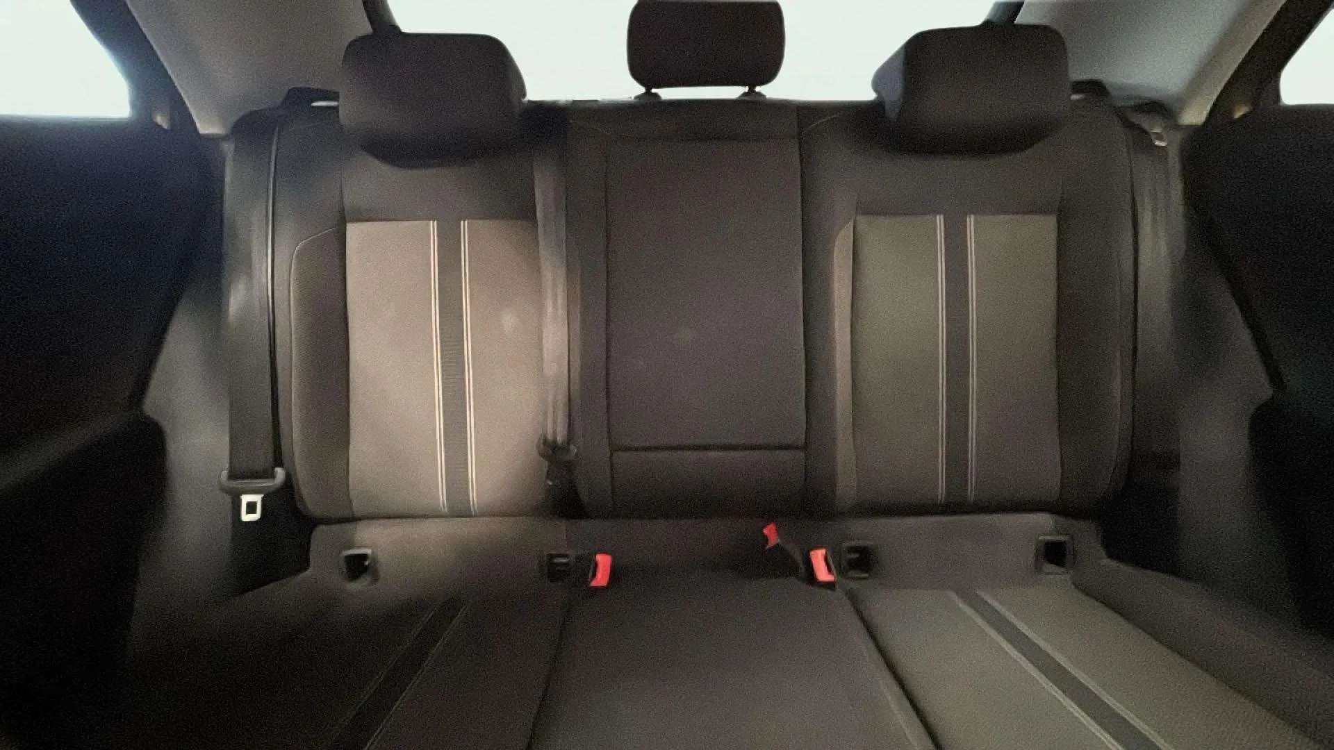 Volkswagen T-Roc Advance Style 1.5 TSI DSG - foto 22