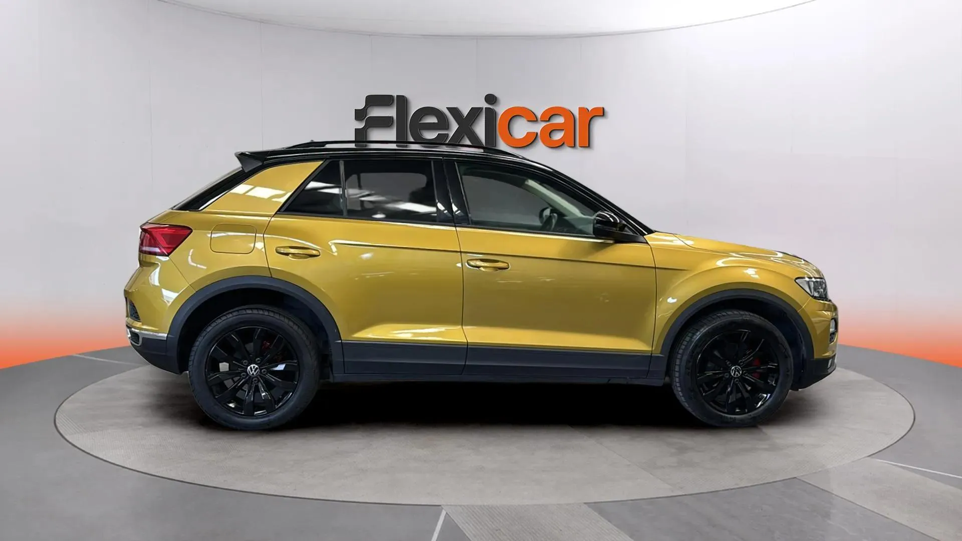 Volkswagen T-Roc Advance Style 1.5 TSI DSG - foto 8
