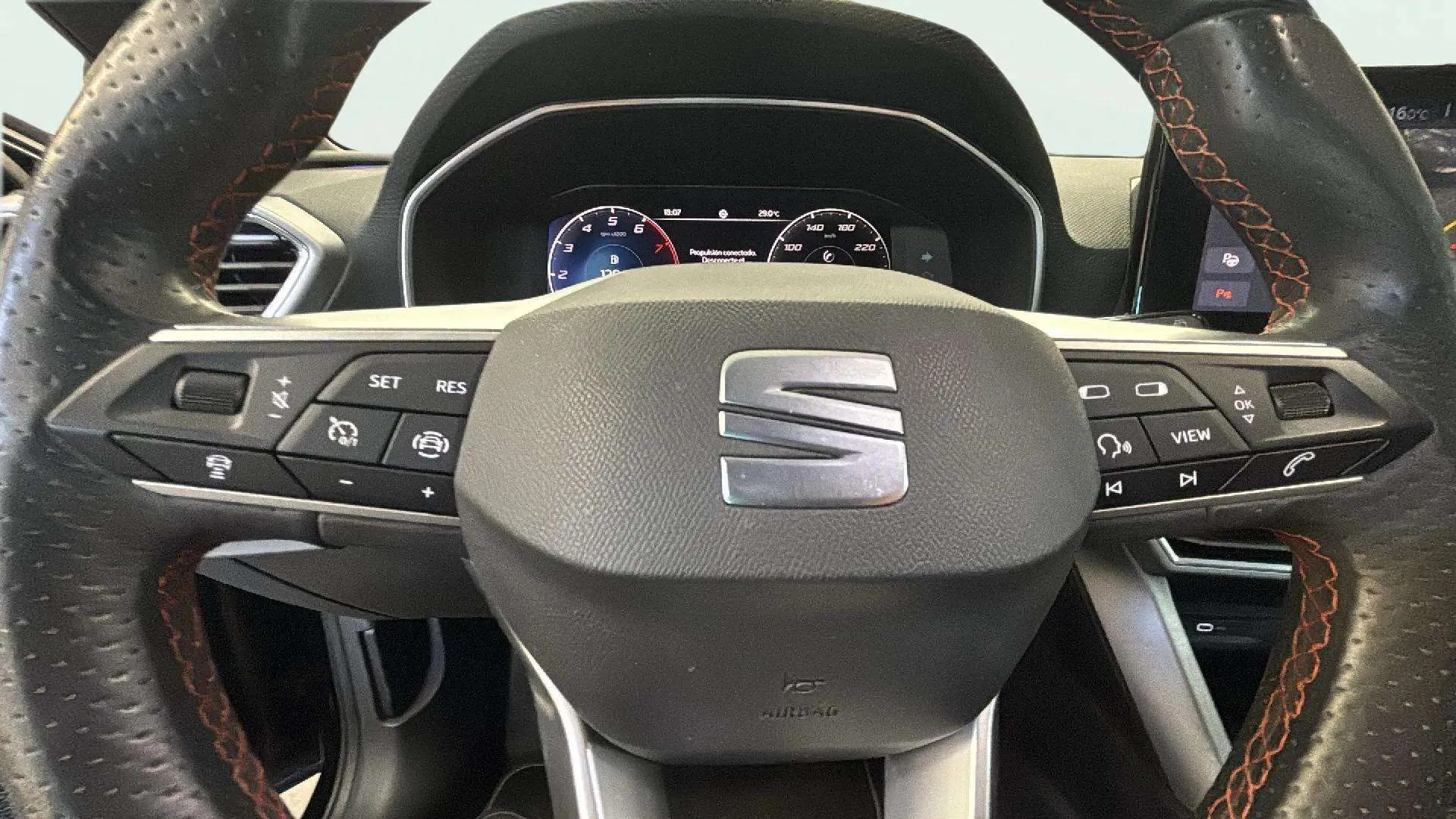 SEAT León 1.5 TSI FR - foto 21