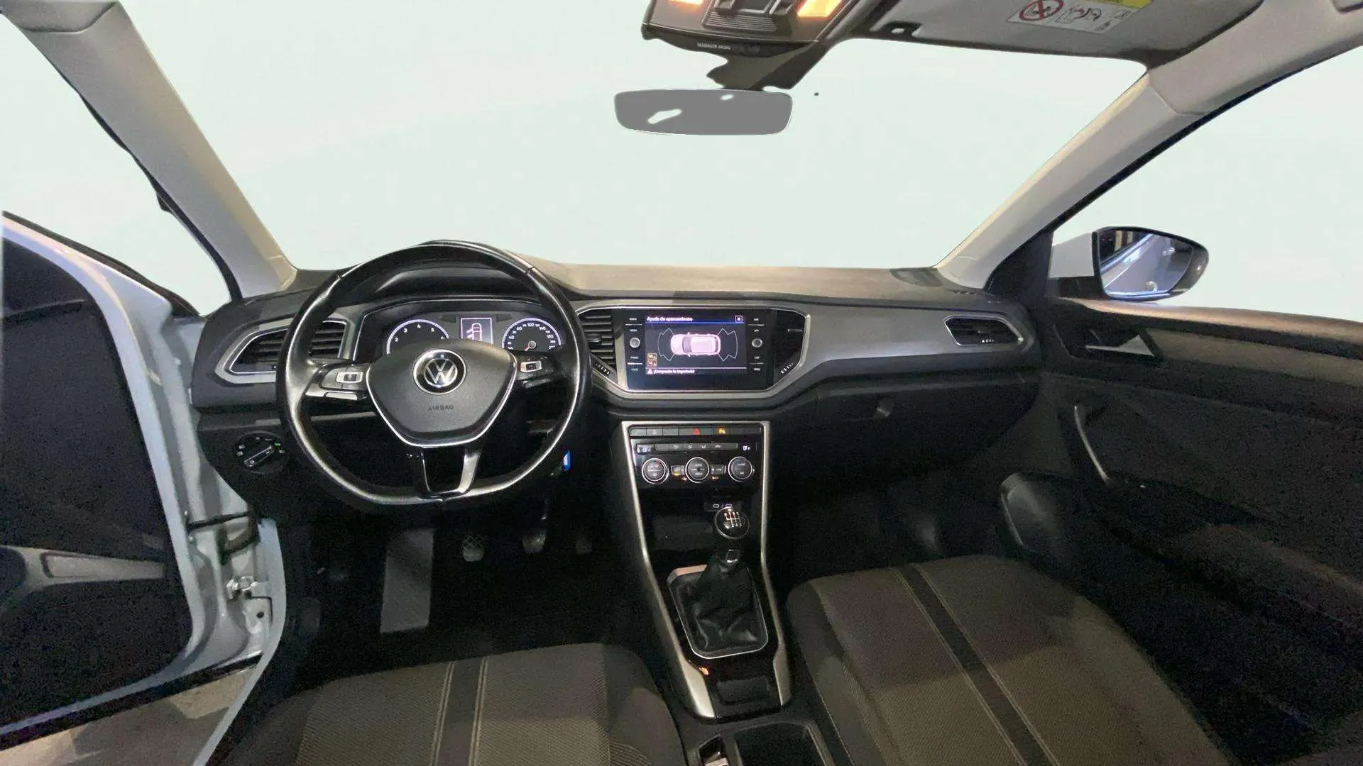Volkswagen T-Roc Advance 1.0 TSI - foto 20