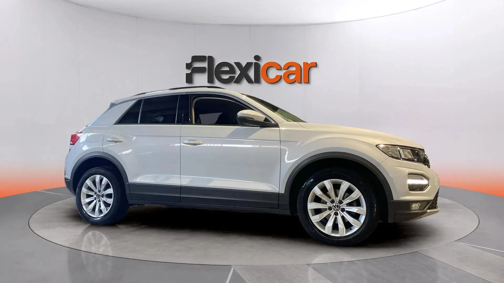 Volkswagen T-Roc Advance 1.0 TSI - foto 2
