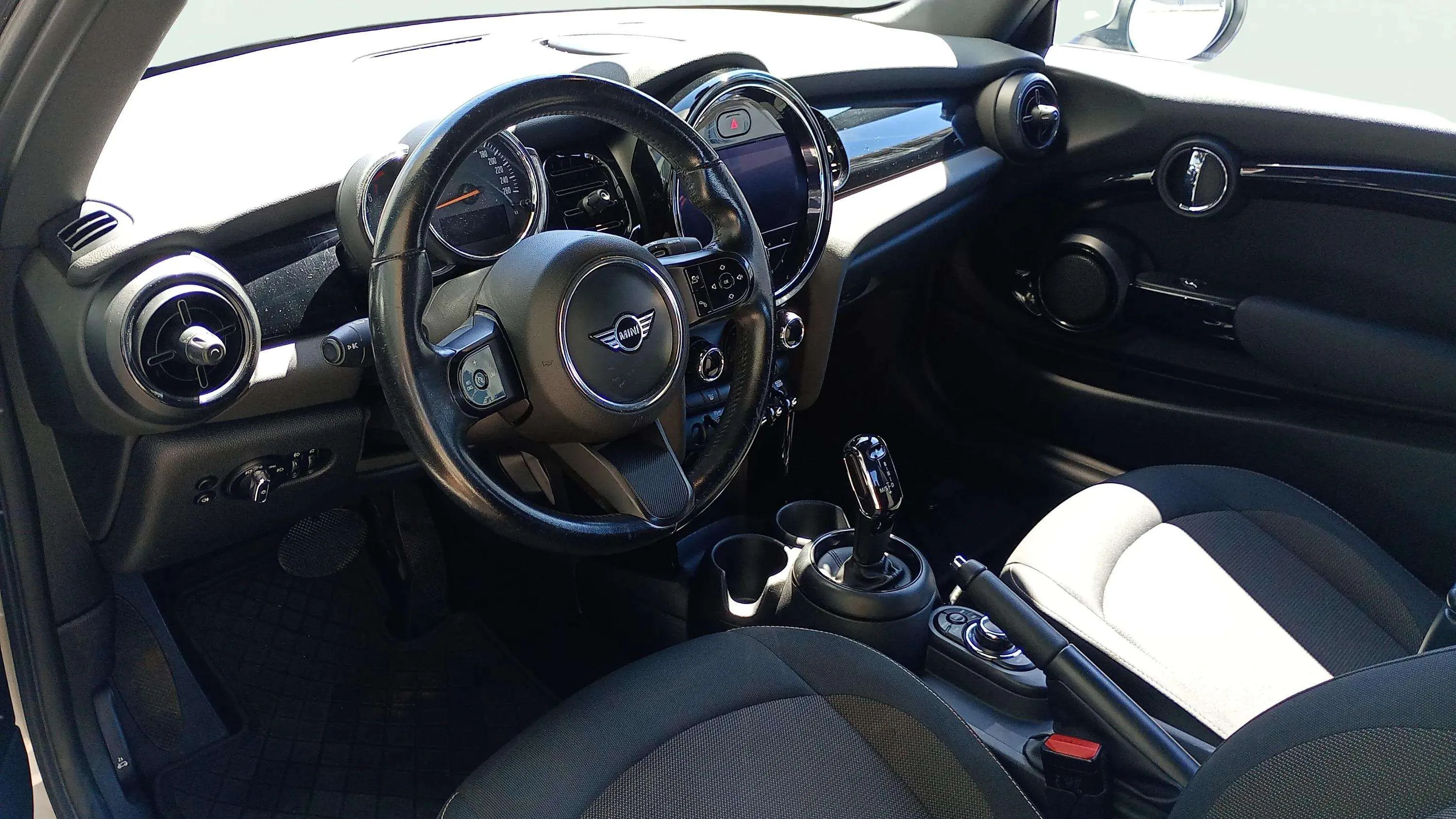 MINI Cooper Cabrio - foto 8