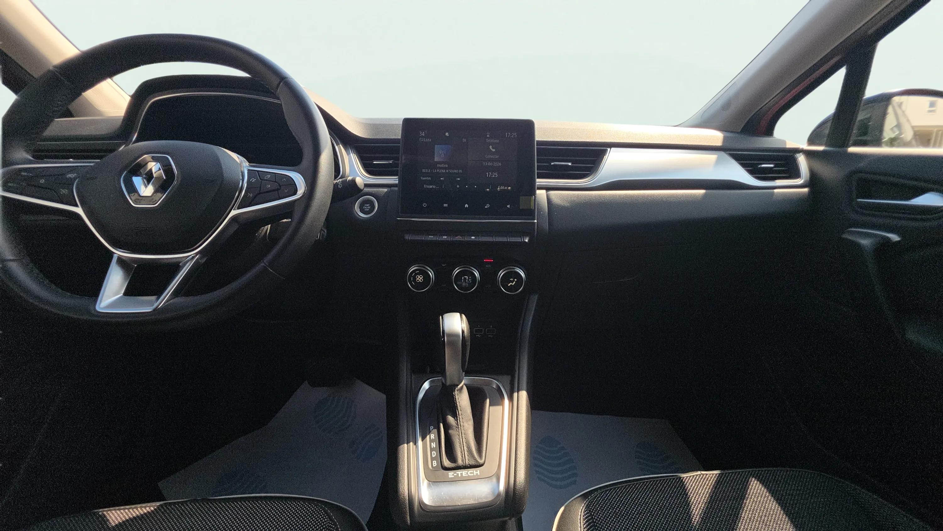 Renault Captur Intens E-Tech Híbrido - foto 13
