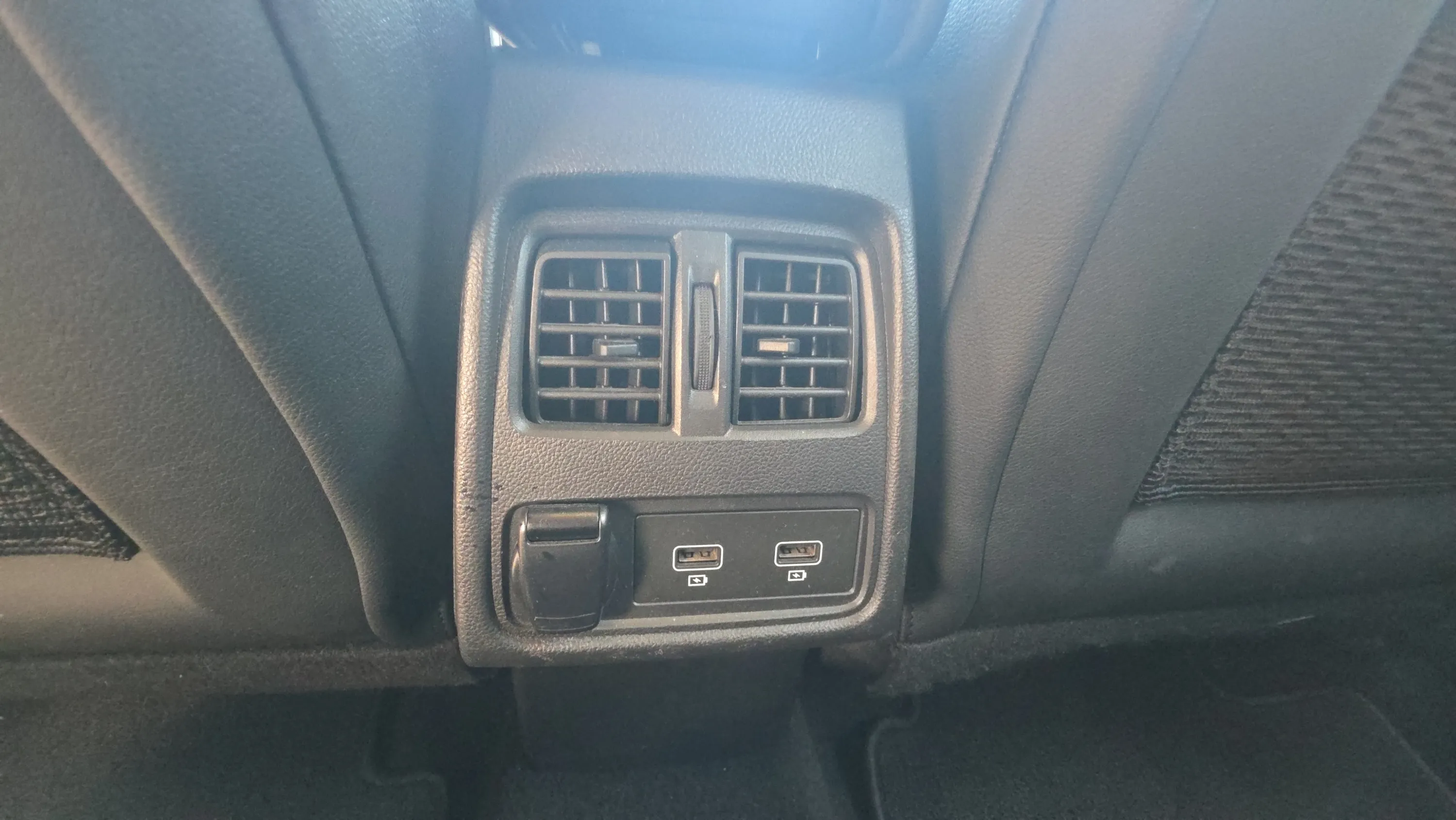 Renault Captur Intens E-Tech Híbrido - foto 16
