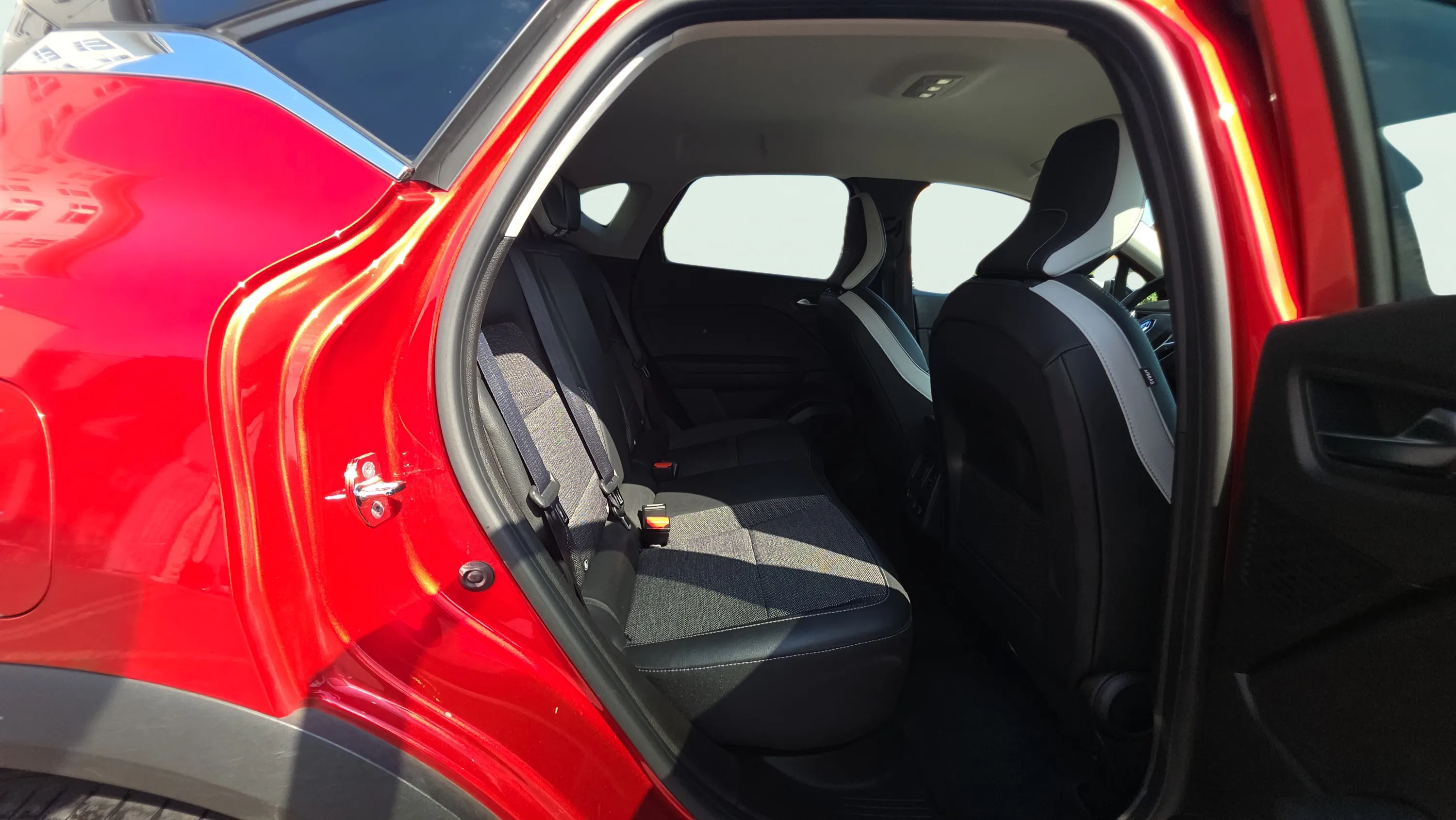 Renault Captur Intens E-Tech Híbrido - foto 10