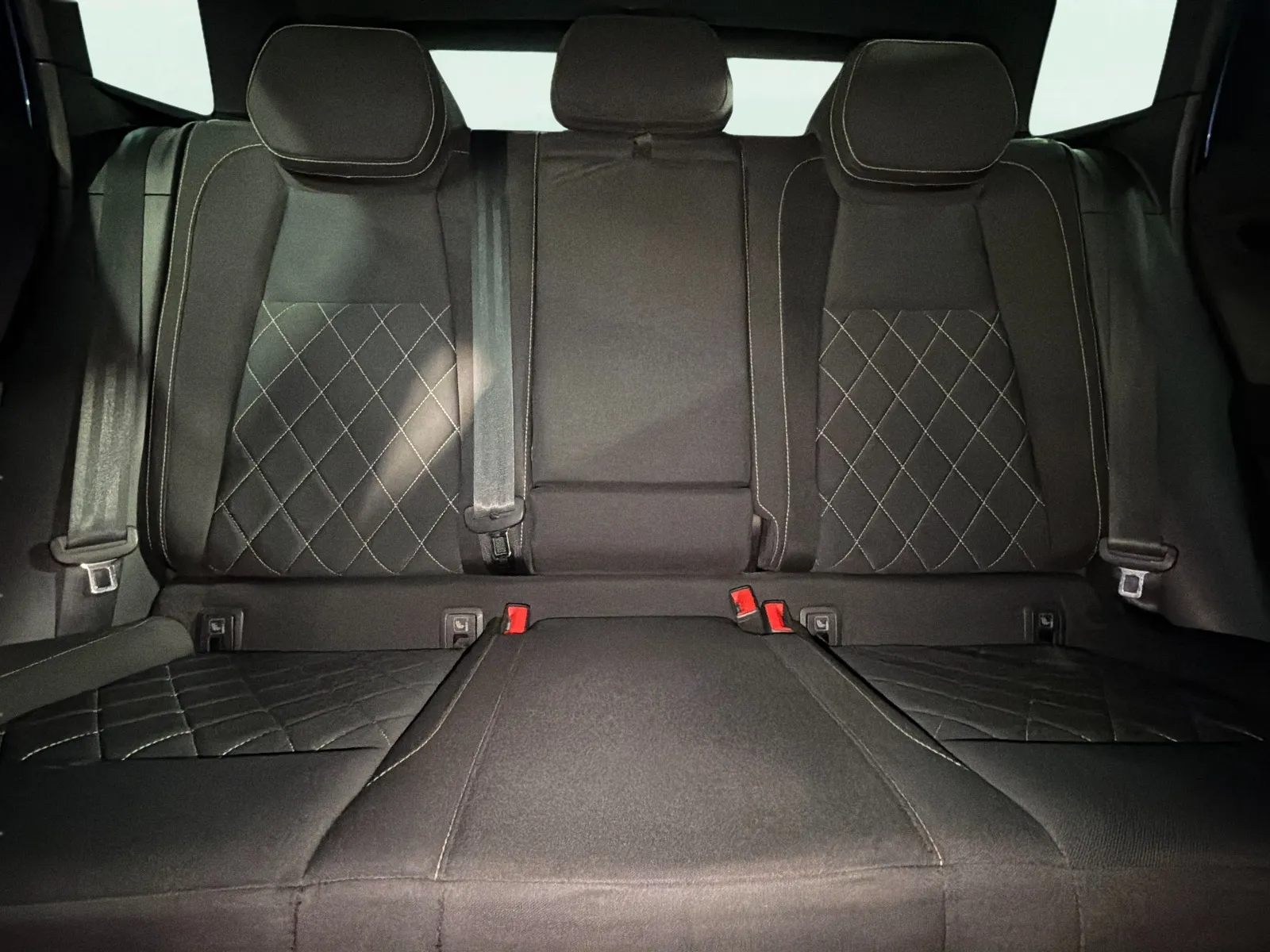 Škoda Karoq 1.5 TSI ACT Sportline - foto 20
