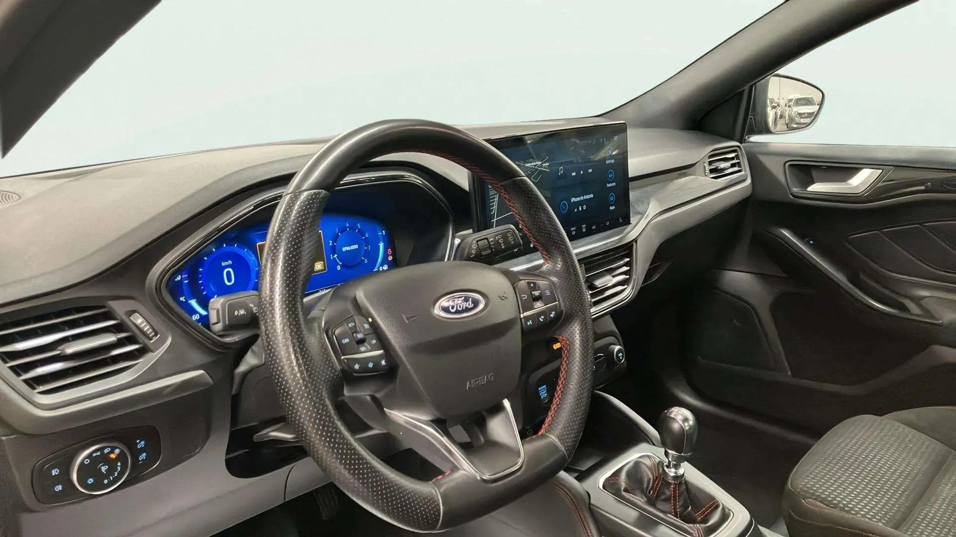 Ford Focus 1.0 EcoBoost MHEV ST-Line SB - foto 10