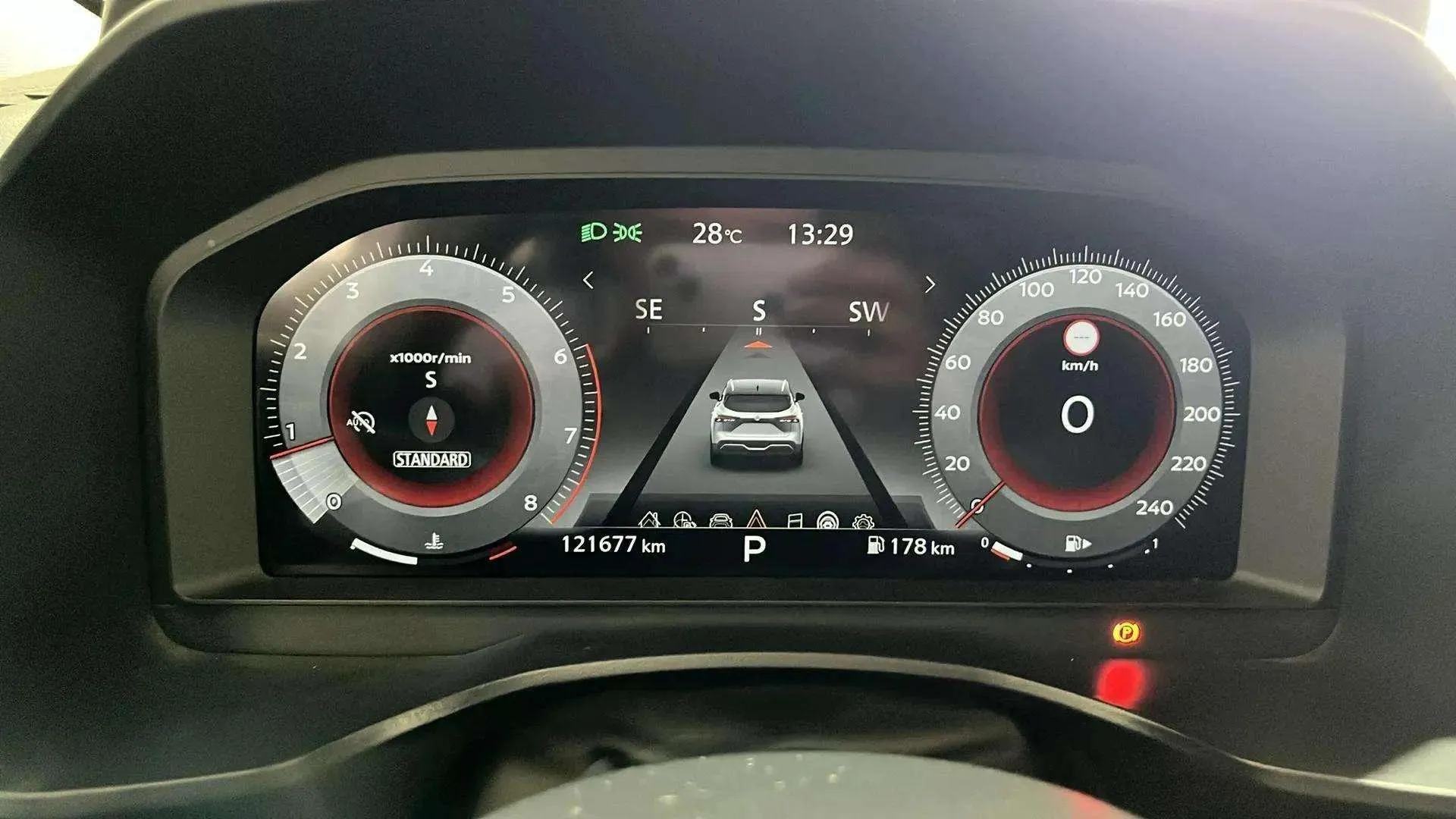 Nissan Qashqai DIG-T mHEV Xtronic 4x4 N-Connecta - foto 9