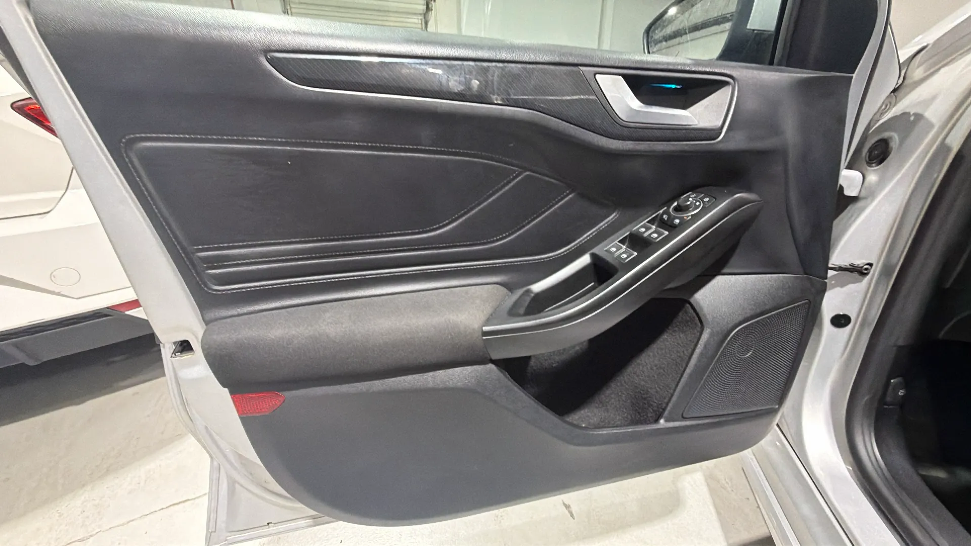 Ford Focus 1.0 EcoBoost MHEV ST-Line Style SIP SB - foto 9