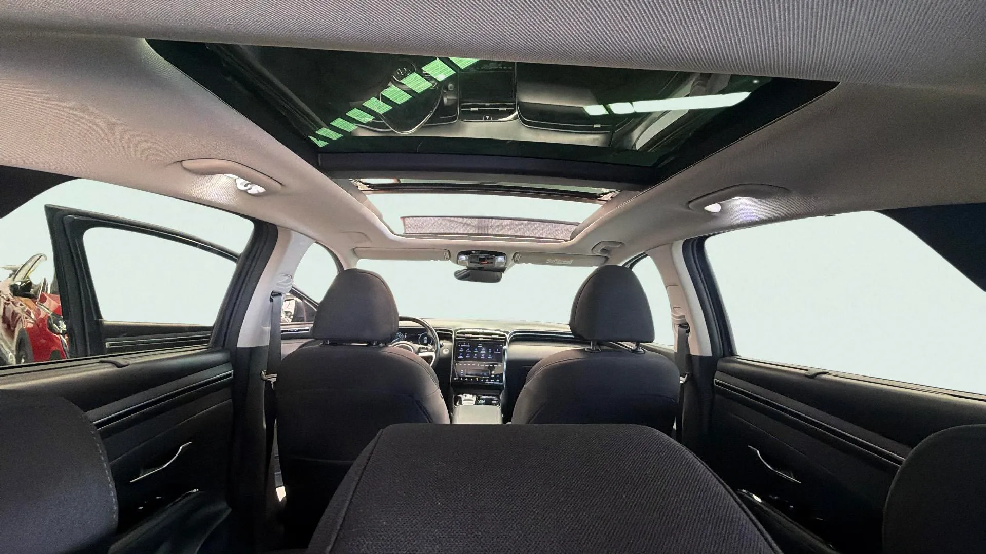 Hyundai Tucson 1.6 T-GDi 48V Tecno Sky DCT - foto 20