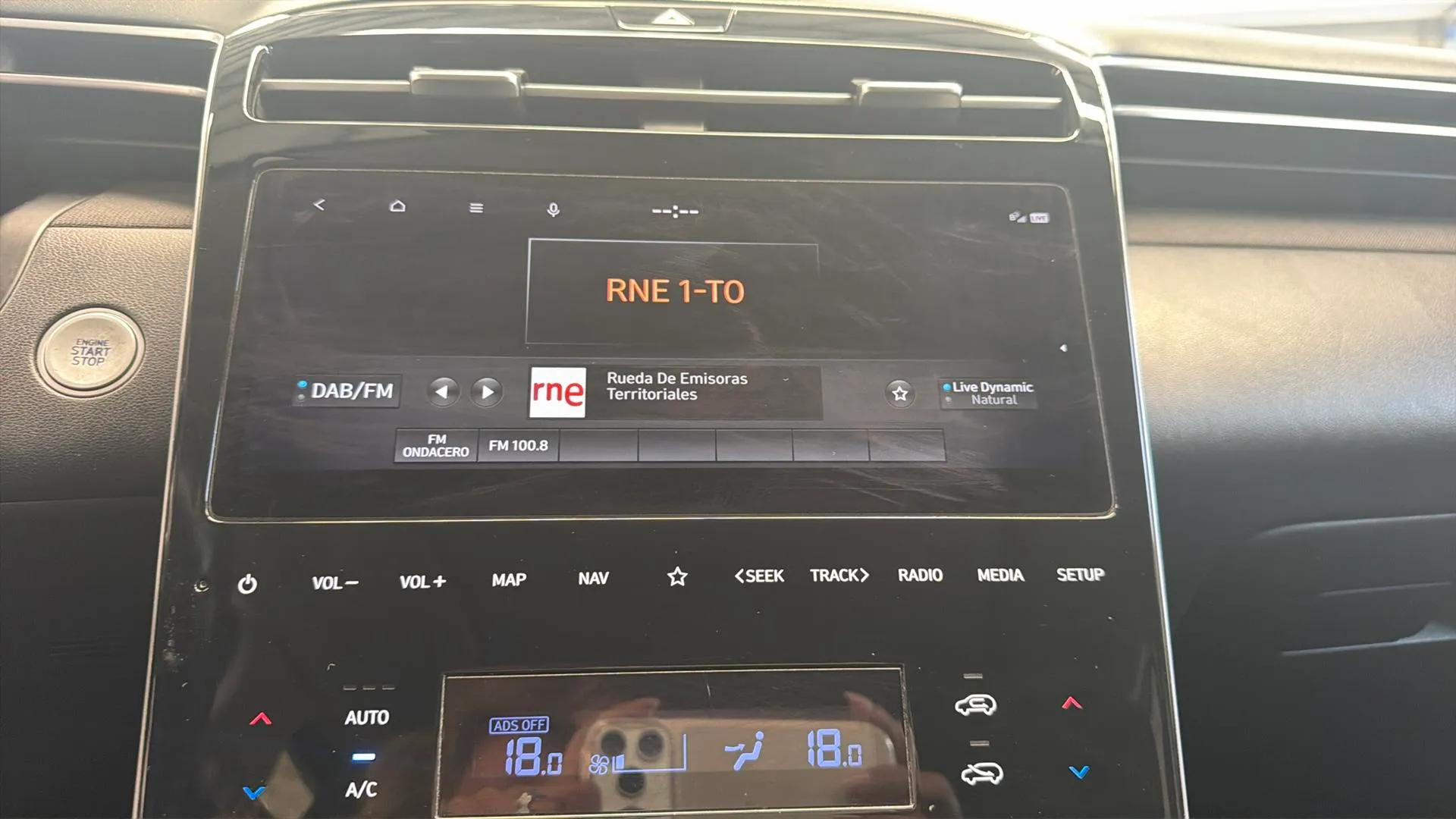 Hyundai Tucson 1.6 T-GDi 48V Tecno Sky DCT - foto 15