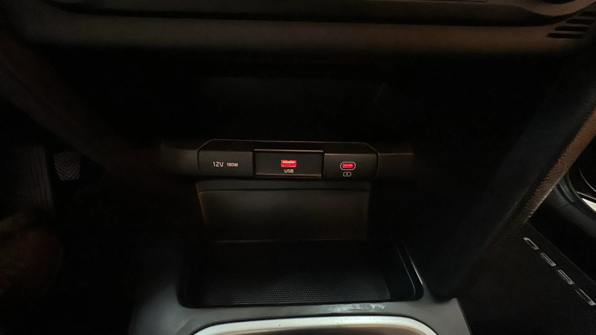 Kia Ceed 1.6 MHEV iMT Drive - foto 25